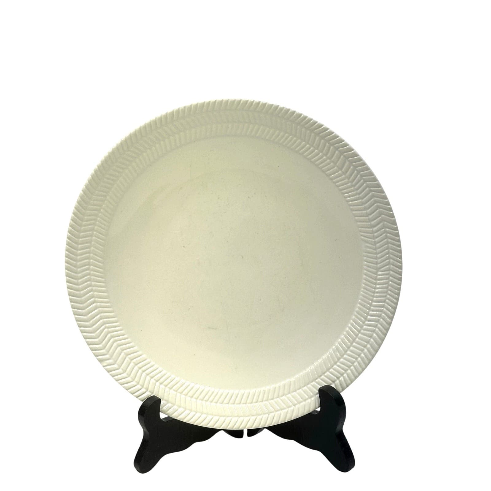 Chantilly White Graphic Studio Nova Embossed (3) Dinner Plates (1) Salad Plate - Thumbnail 3
