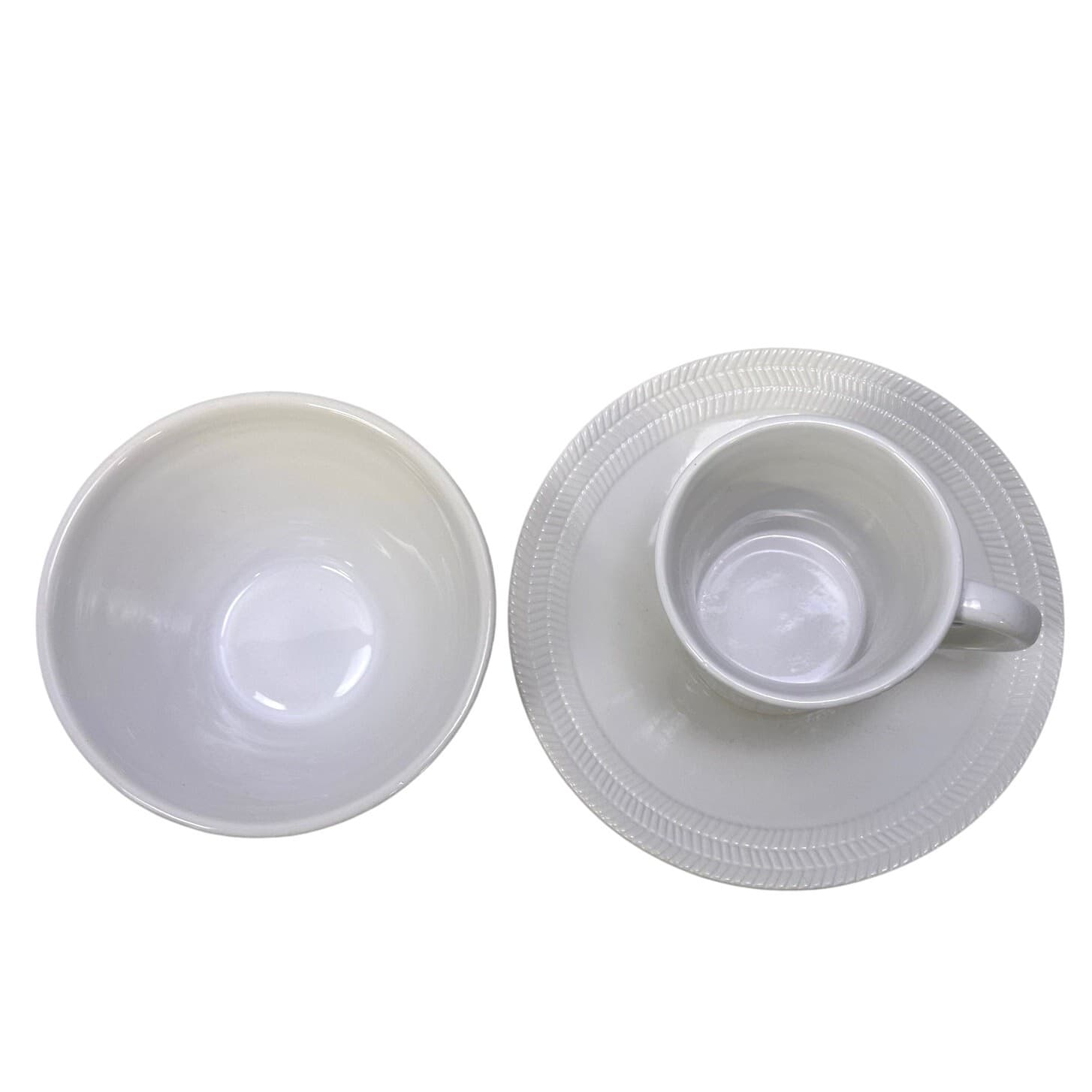 'Chantilly White' Graphic Studio Nova Embossed Dinnerware 4-Piece Place Setting - Thumbnail 3