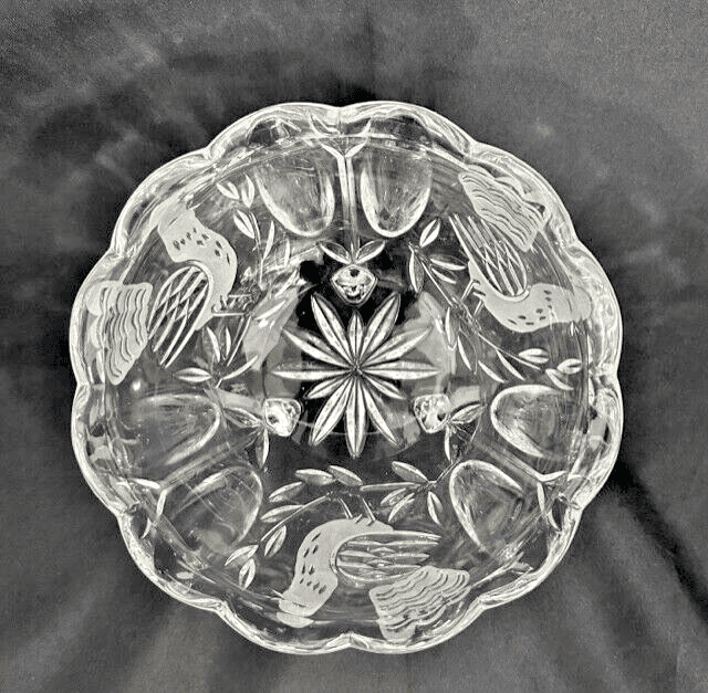 Etched Crystal Footed Bird Design Bowl-Unique! - Thumbnail 2