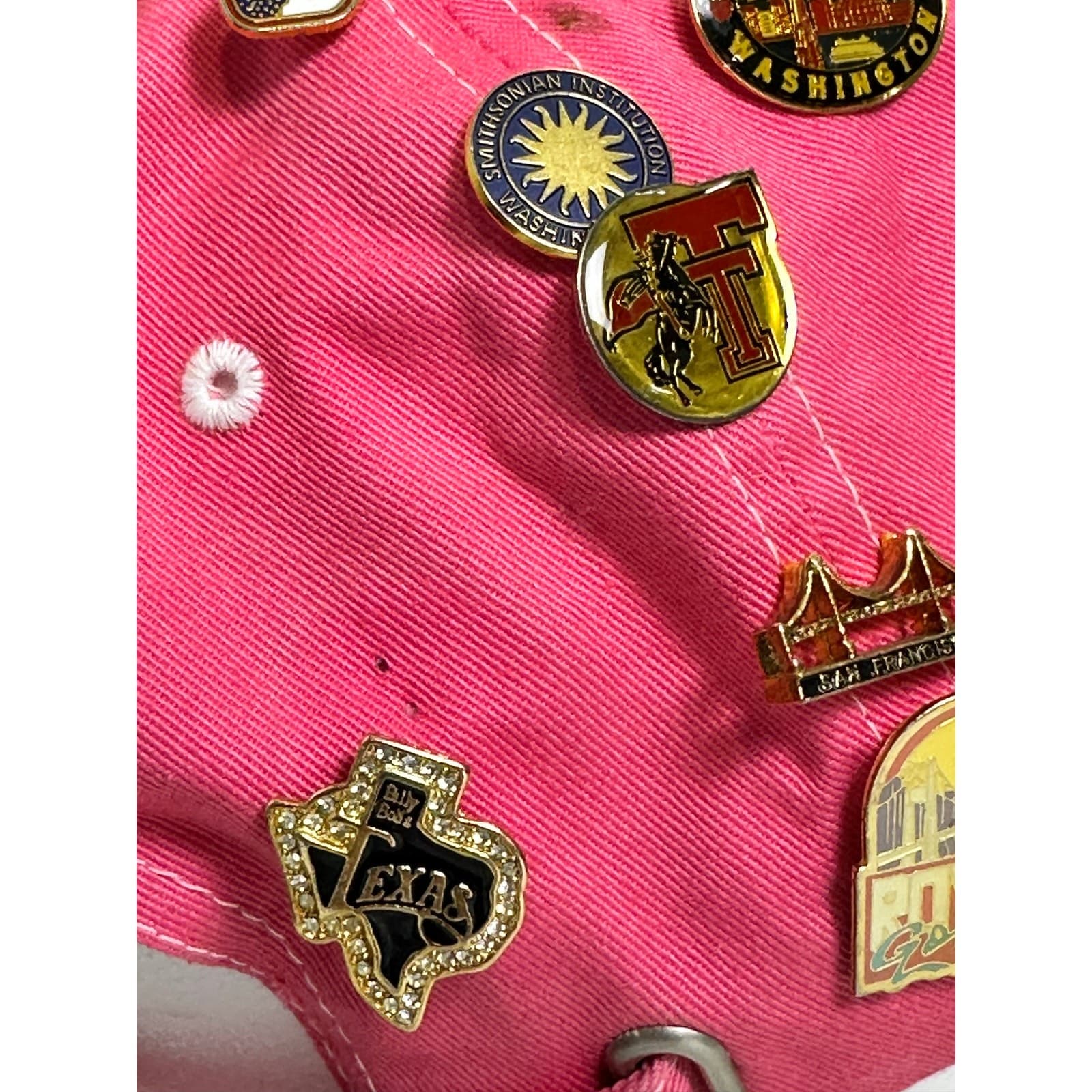 Pink Richmond VA Cap w/39 Souvenir Pins & Paul McCartney World Tour Pin - Thumbnail 10