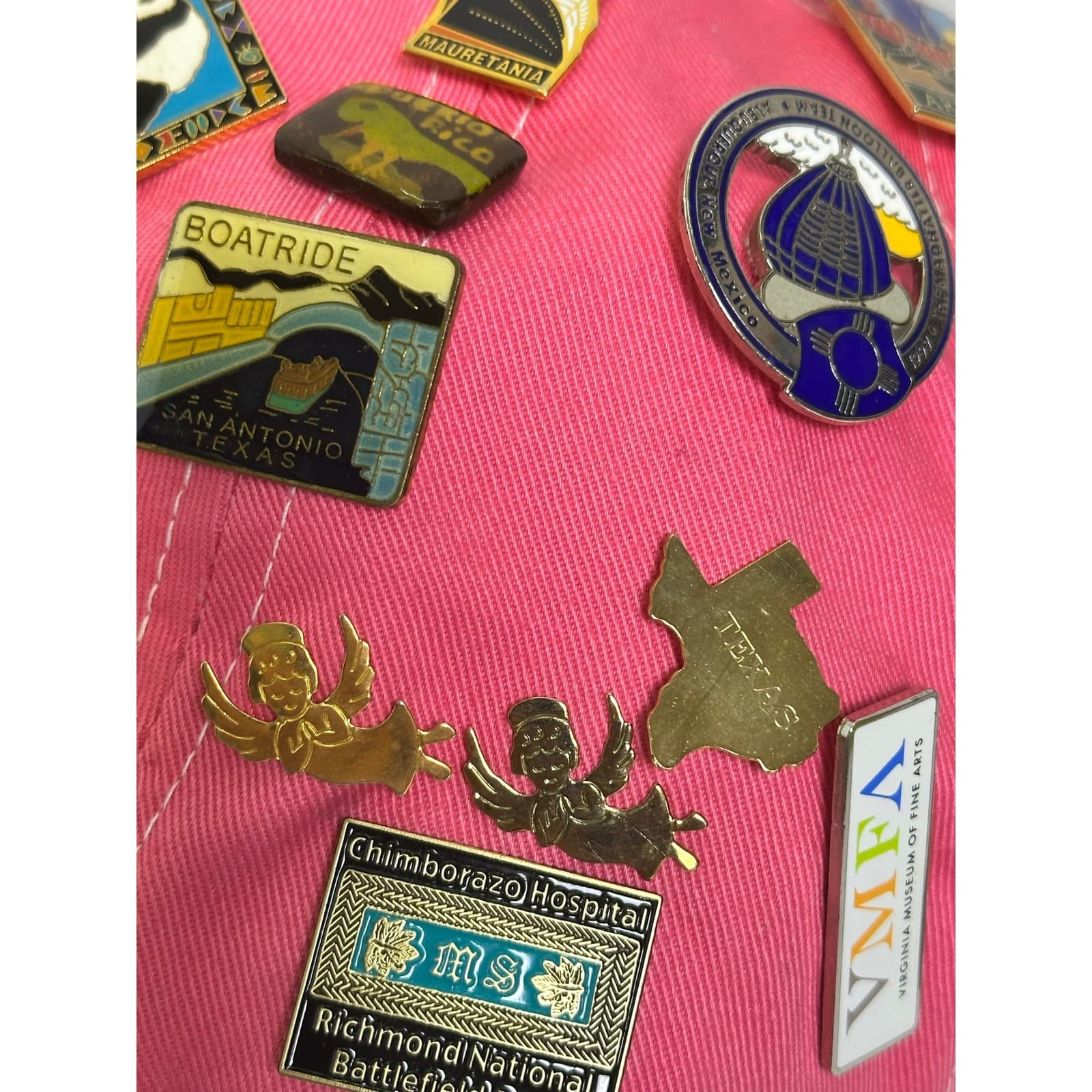 Pink Richmond VA Cap w/39 Souvenir Pins & Paul McCartney World Tour Pin - Thumbnail 7