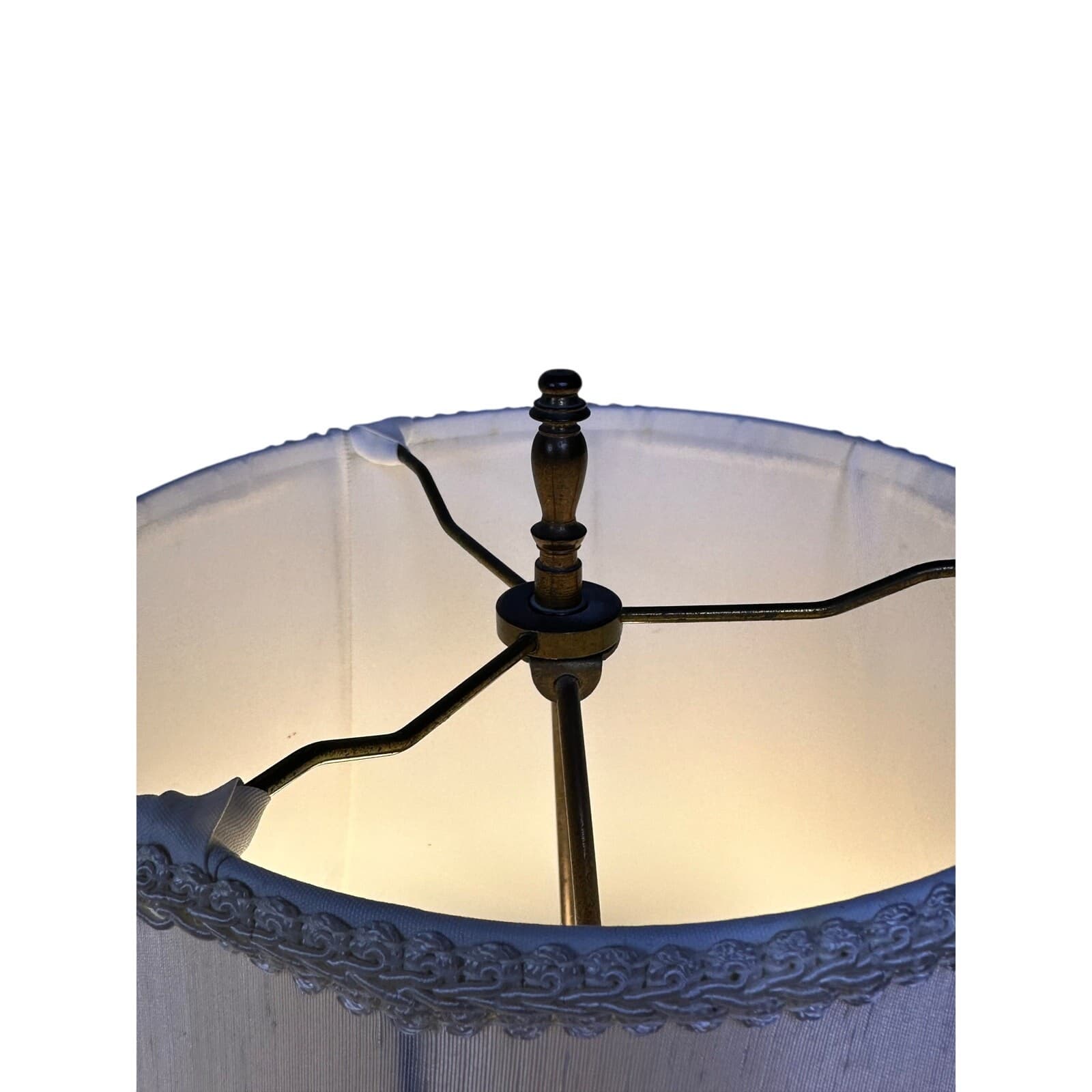 Pair of Vintage Mid-Century Victorian Style “Courting Couple” Ceramic Lamps - Thumbnail 4