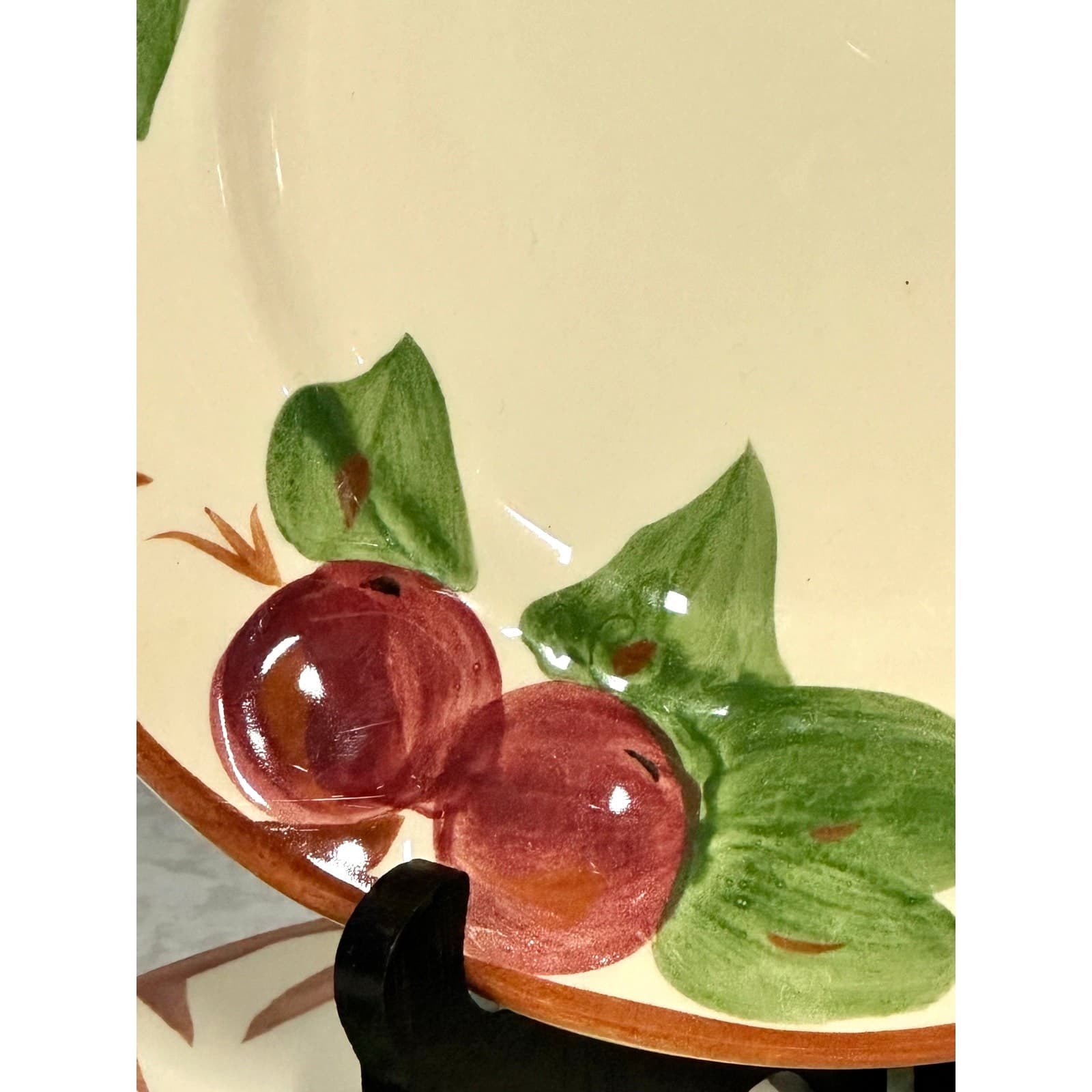 Franciscan Vintage Red Apple 1995 England 8" Salad Dessert Plates-Set of 3 - Thumbnail 4