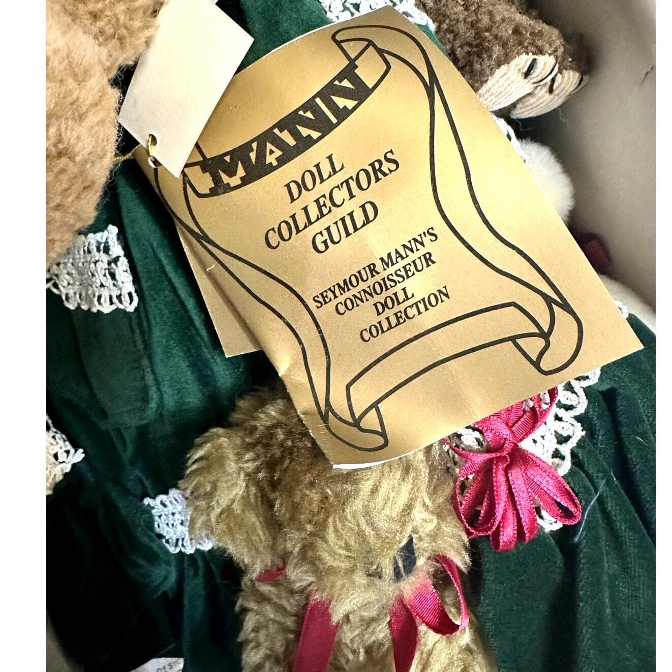 Connoisseur Collection Doll by Seymour Mann 1997 "The Bear Collector" NEW in Box - Thumbnail 6