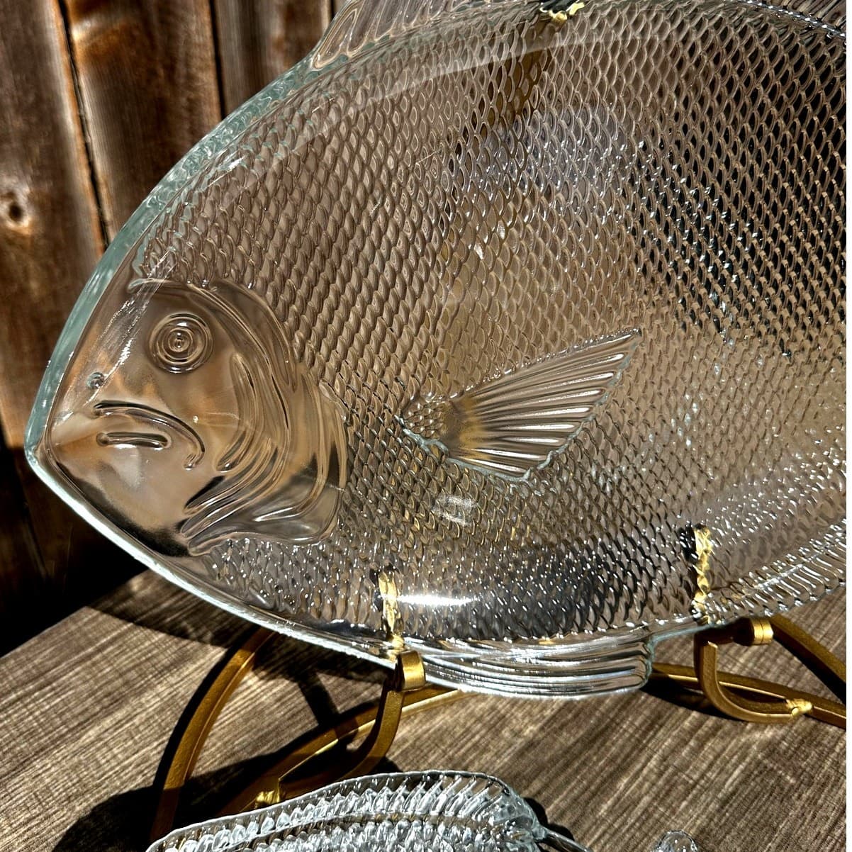 Contemporary Heavy Fish Shape Serving Platter & Luncheon Plates-5 Piece Set - Thumbnail 8