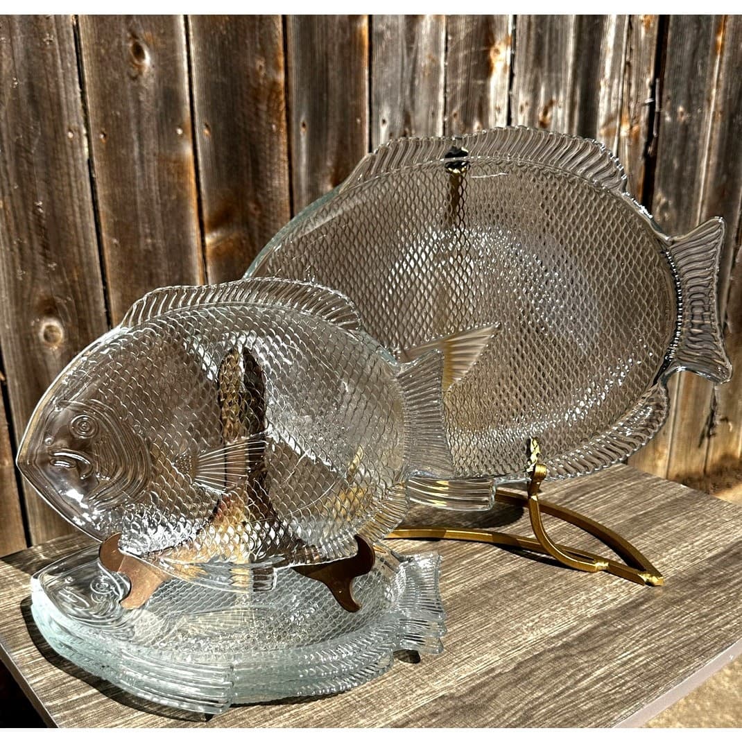 Contemporary Heavy Fish Shape Serving Platter & Luncheon Plates-5 Piece Set - Thumbnail 3