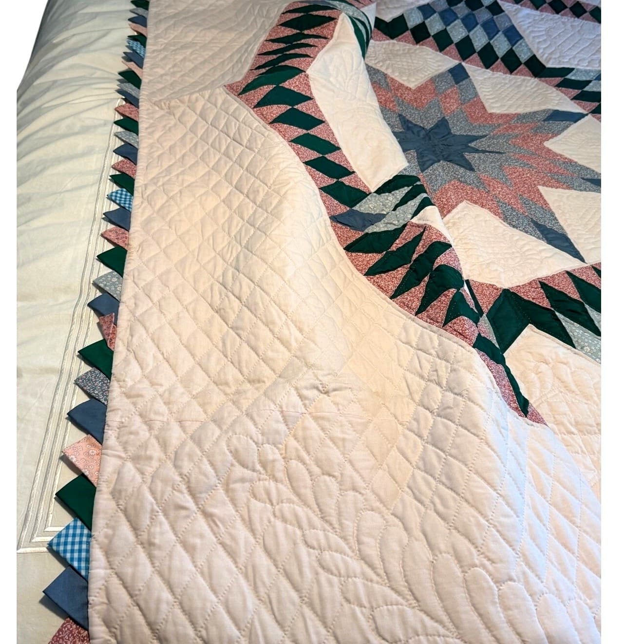 Vintage Handmade Lone Star Quilt Signed 1970 92x102 Hand Quilted Heirloom - Thumbnail 4