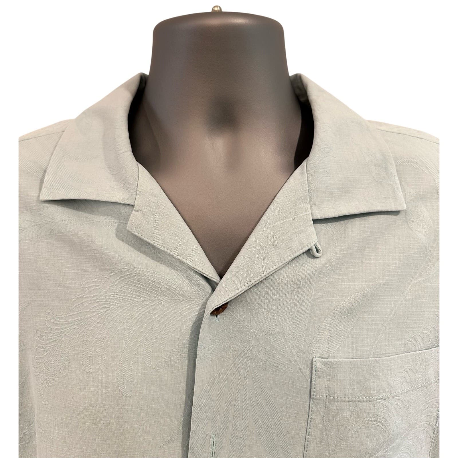 Tommy Bahama Light Blue Gray 100% Silk Shirt Large - Thumbnail 2