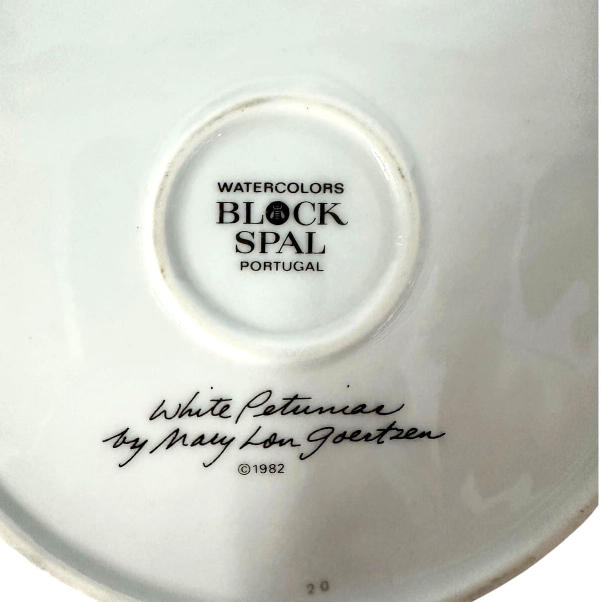Watercolors Block Spal Portugal 'White Petunias' Cereal/Salad Bowls-Set of 2 - Thumbnail 5