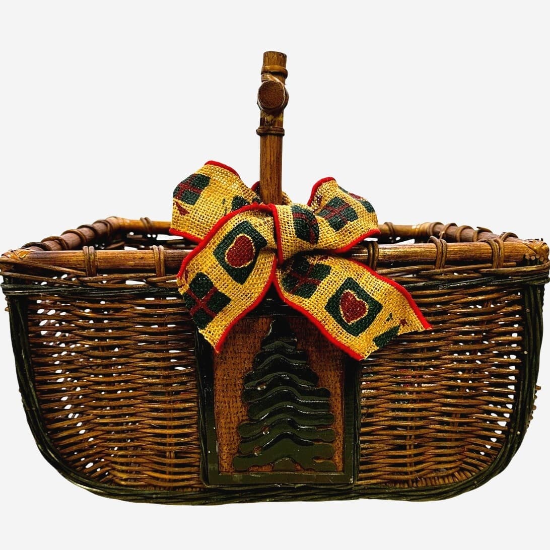 Bed Bath and Body Works Large Vintage Holiday Basket with Burlap Bow and Cloth - Thumbnail 2
