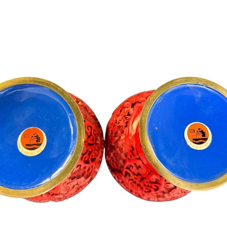 Pair of Vintage Chinese Cinnabar Lacquer Vases Beijing Forbidden City 9" Peony - Thumbnail 6