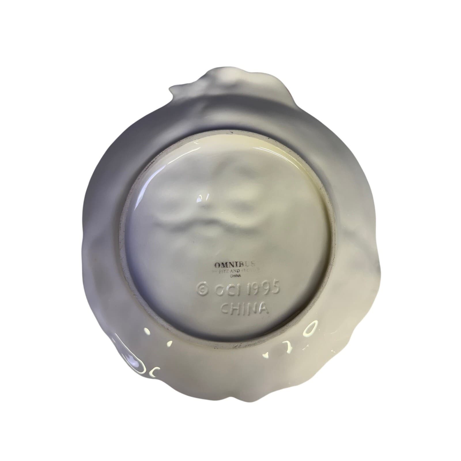 Fitz and Floyd 1995 Omnibus 8" Santa Canape Plate/Dish - Thumbnail 2