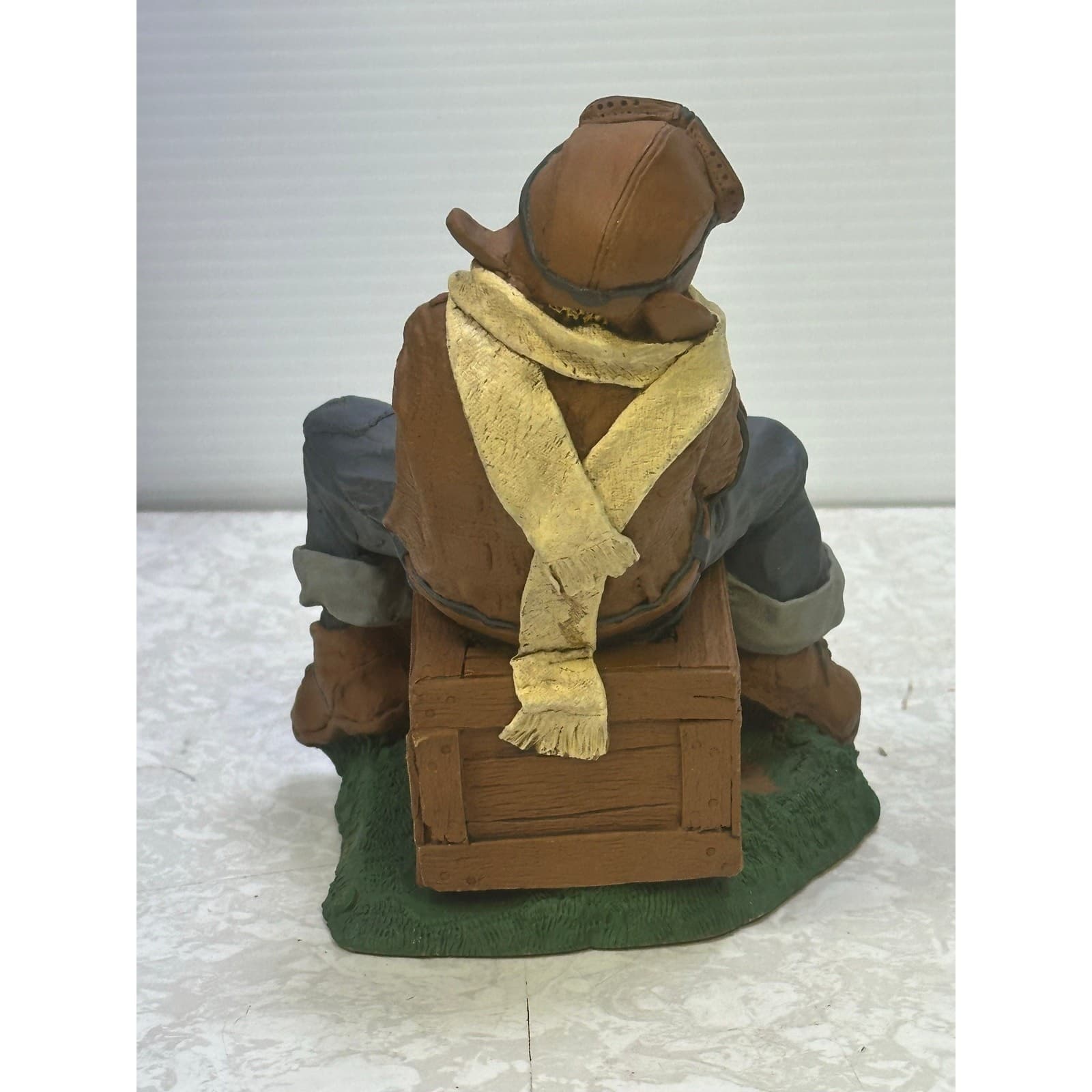 J Doty 1992 Limited Edition 'Pilot' 1105/7000 WW2 Aviator Boy Crate Plane - Thumbnail 3