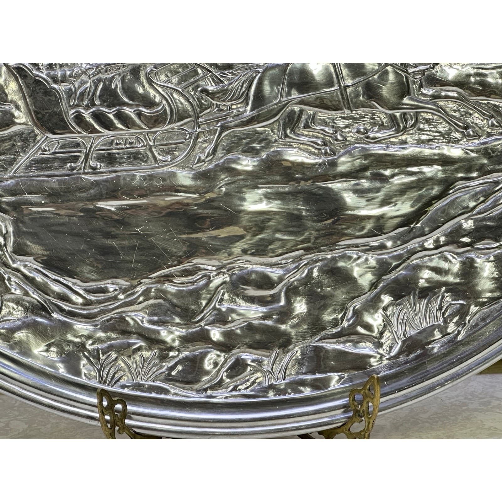 Lenox 'Winter Scene' Large Oval Holiday Serving Tray w/Handles in Original Box - Thumbnail 6
