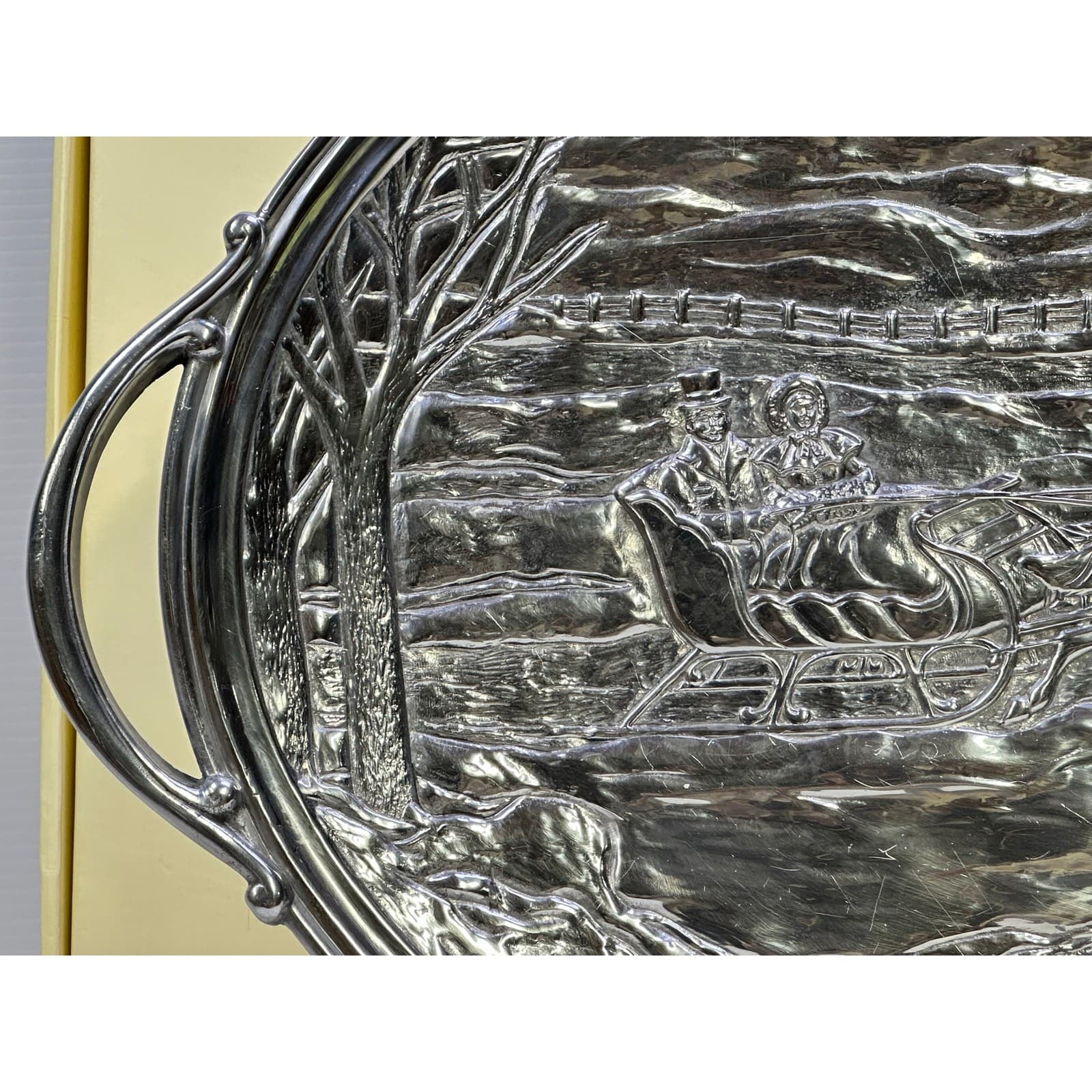 Lenox 'Winter Scene' Large Oval Holiday Serving Tray w/Handles in Original Box - Thumbnail 3