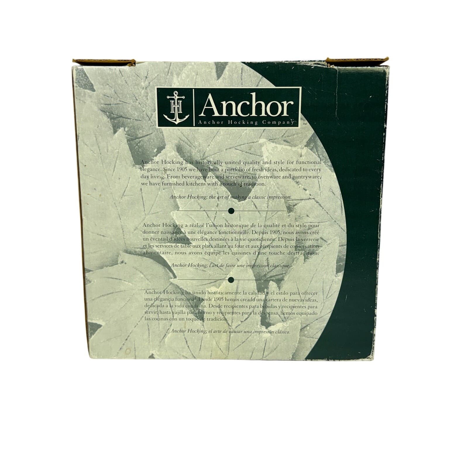 Anchor Hocking Three-In-One Holiday Santa 13" Platter w/Dip Bowl/Spreader - Thumbnail 13