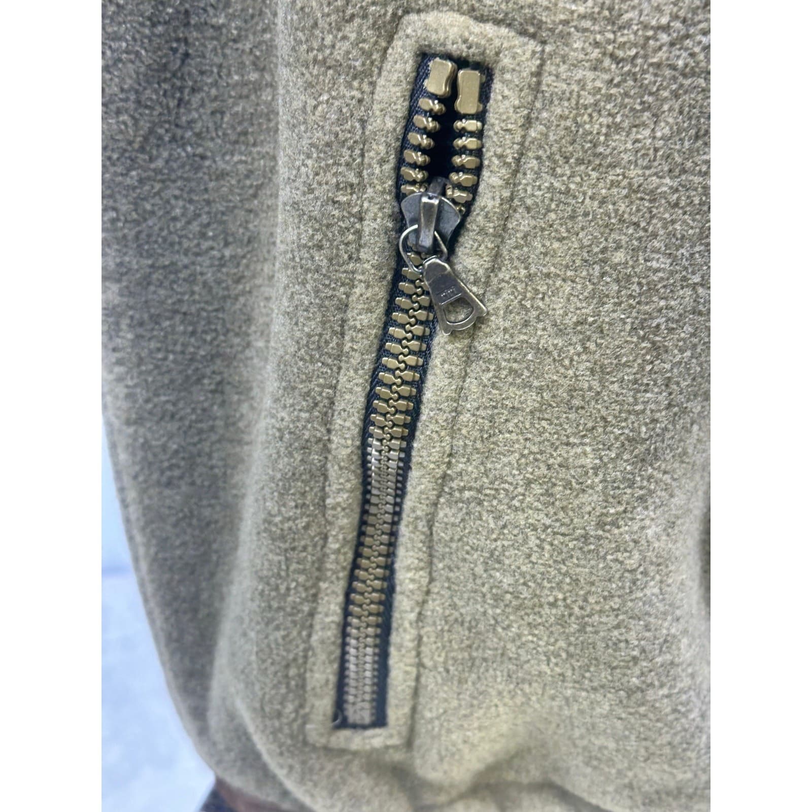 ORVIS Sherpa Mock Fleece #1G40 Vest Mens L Faux Suede Accent Full Zip Bungee Hem - Thumbnail 3