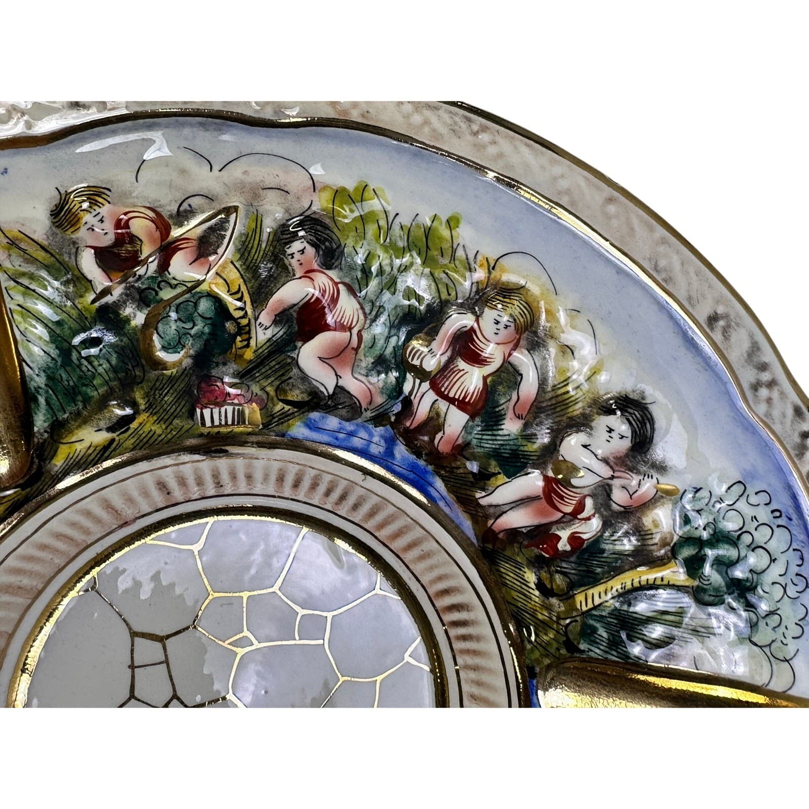 Capodimonte Italian Vintage 1950-1970 Raised Relief Porcelain 11.5" Ash Tray - Thumbnail 5