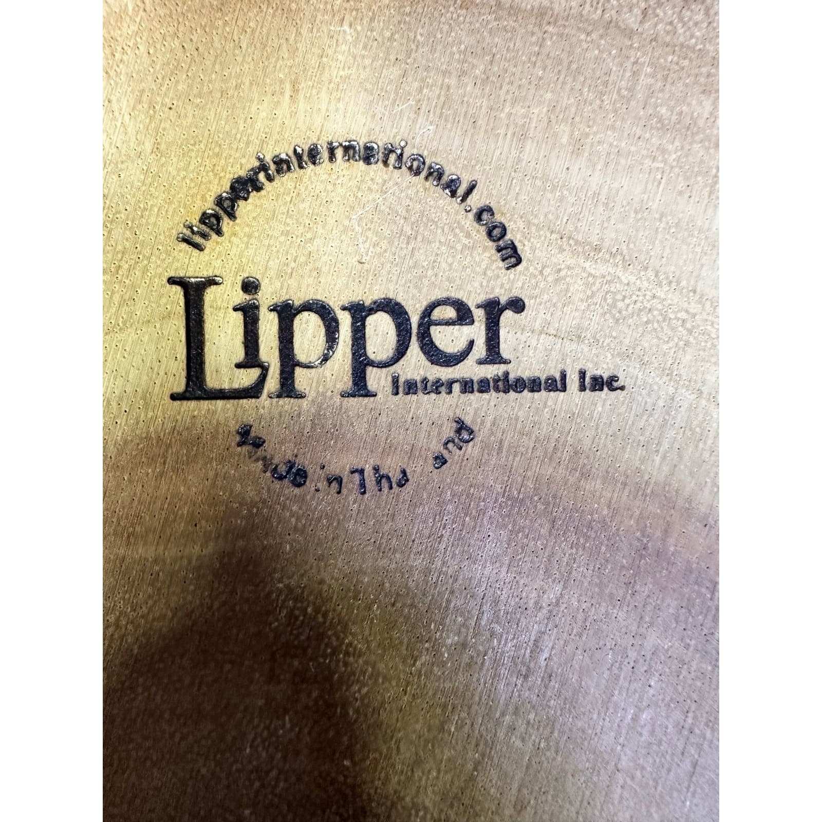 Lipper Unique Rustic Acacia Footed Cutting Serving Board Bark Edge Accent - Thumbnail 5
