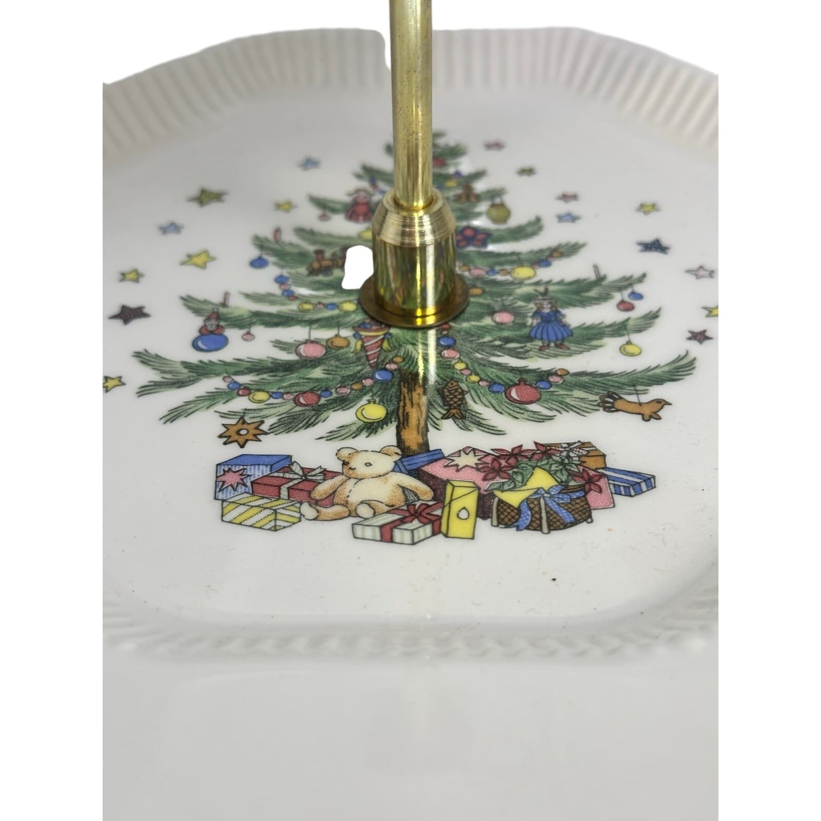 Nikko Japan Christmastime Retired Two Tier Octagon Serving Tray w/Handle-in Box! - Thumbnail 4