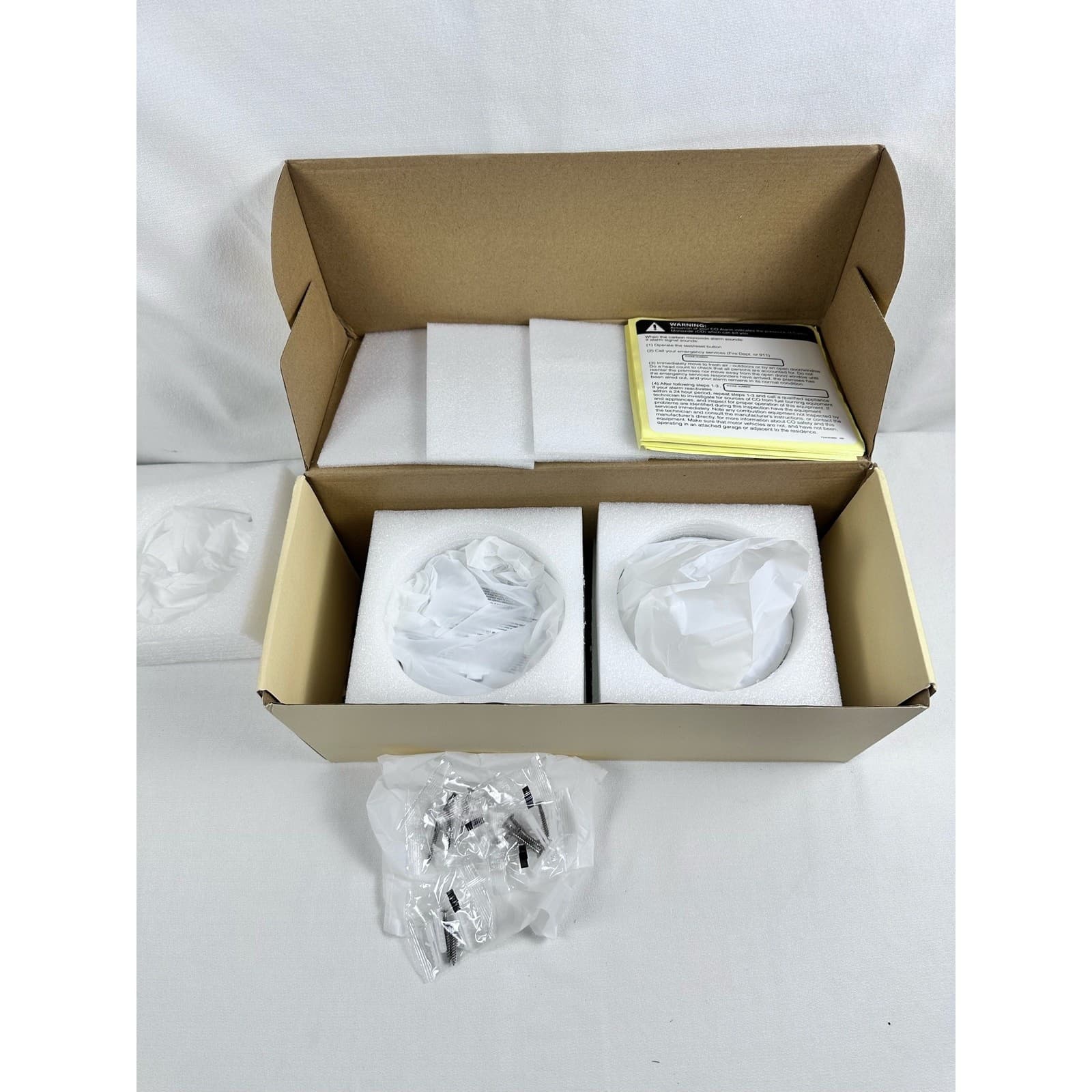 X-Sense Wireless Interconnected Combo Smoke/CO2 Detector 2-pack 10 yr Battery - Thumbnail 2