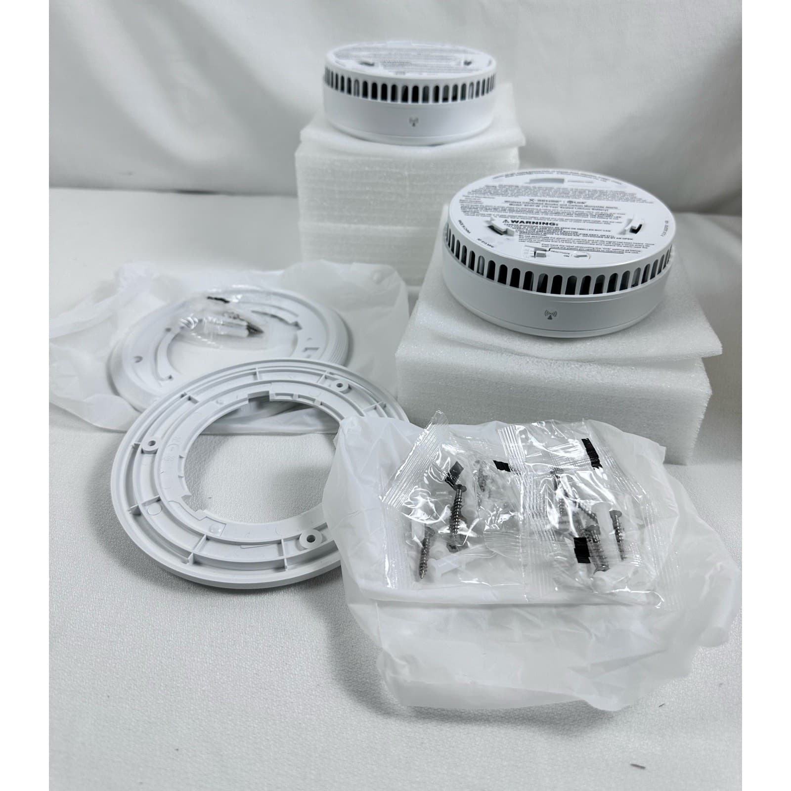 X-Sense Wireless Interconnected Combo Smoke/CO2 Detector 2-pack 10 yr Battery - Thumbnail 7