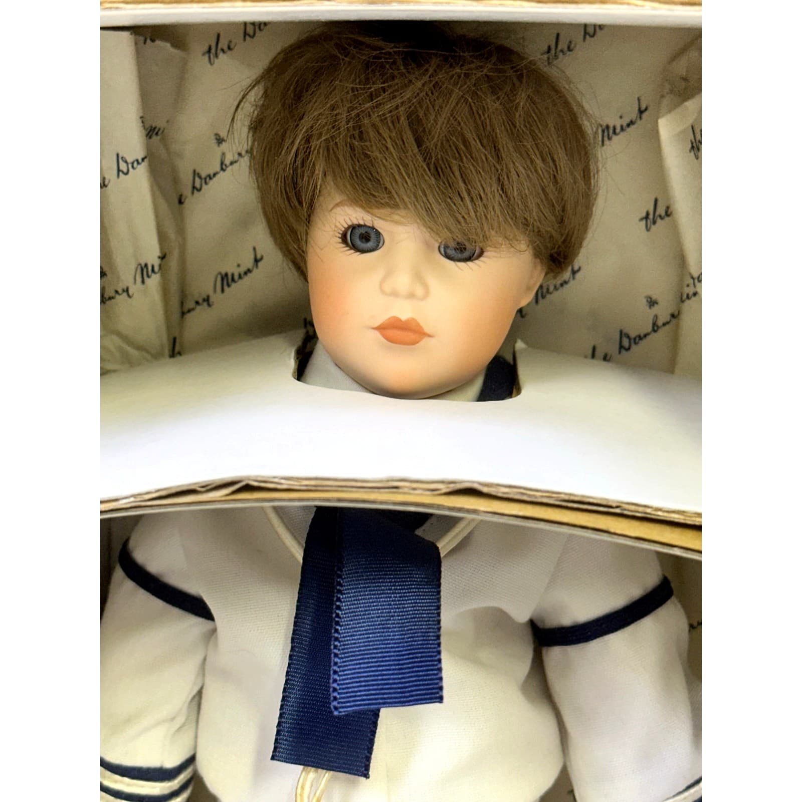 The Danbury Mint Vintage 1980's Young Prince William Royal Wedding 12" Doll - Thumbnail 4