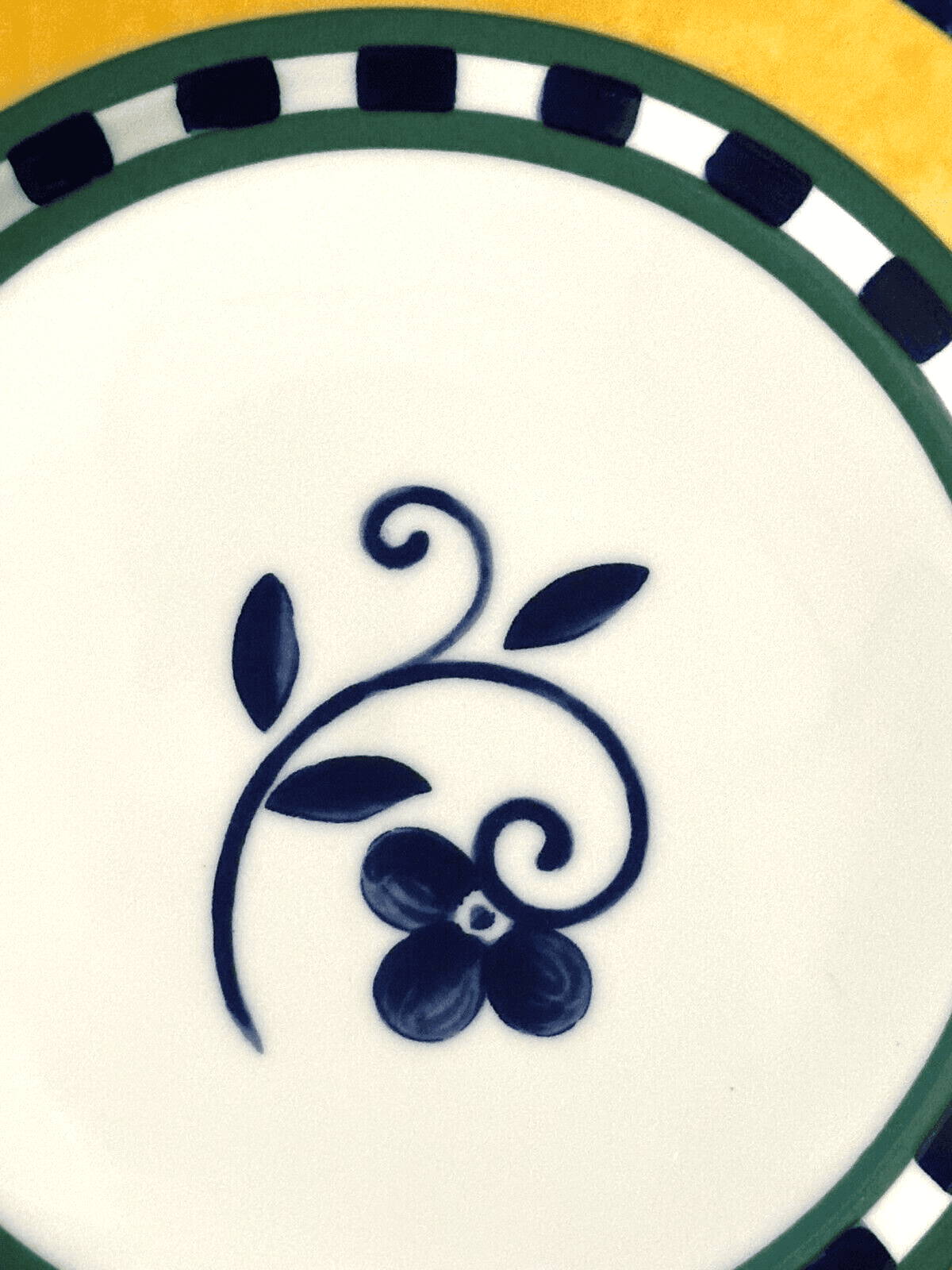 Mikasa SL 110 Firenze Pattern Salad Plates-Set of 4 - Thumbnail 2