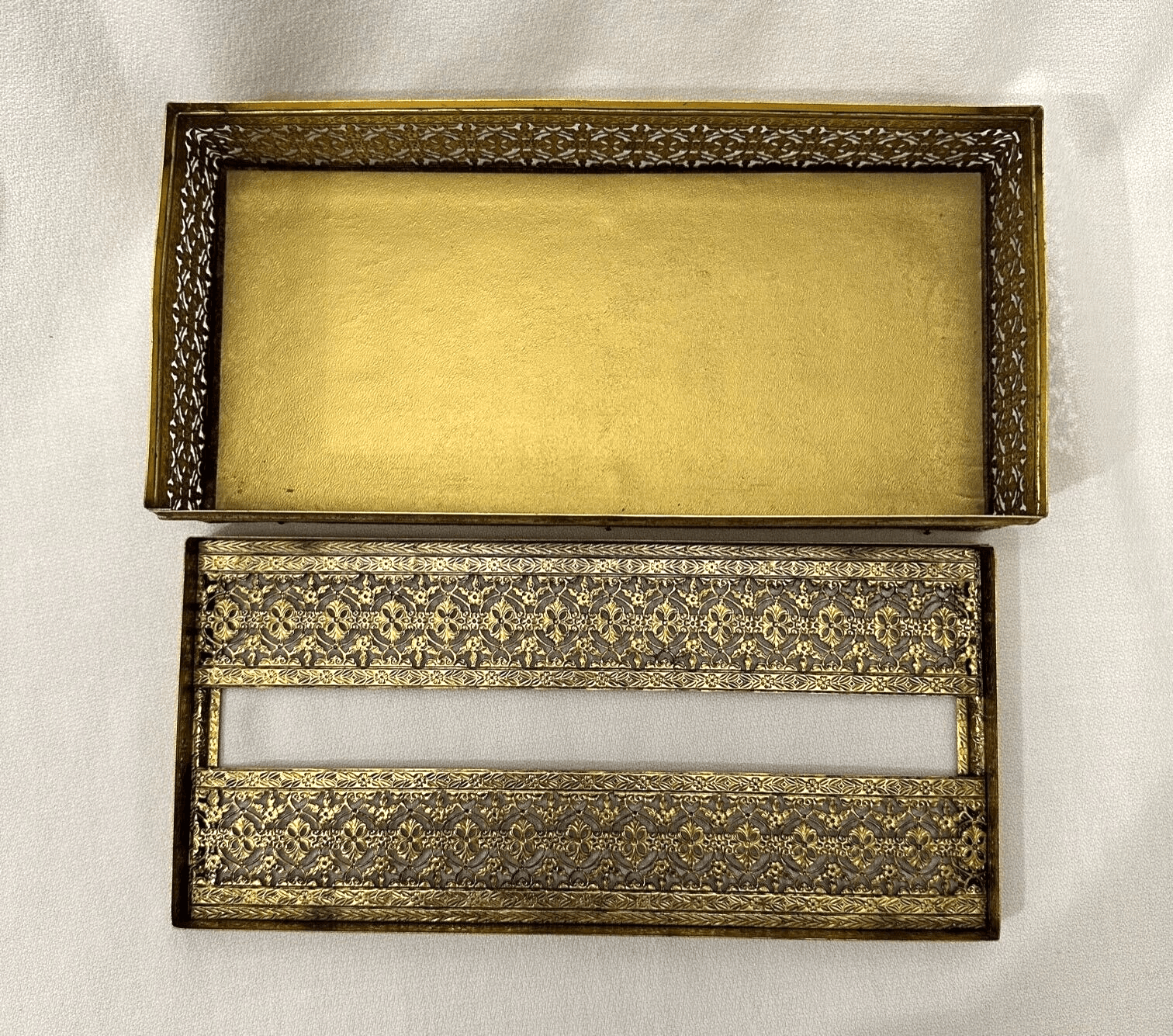 Vintage Gold Tone Brass Filigree Tissue Box Holder - Thumbnail 6