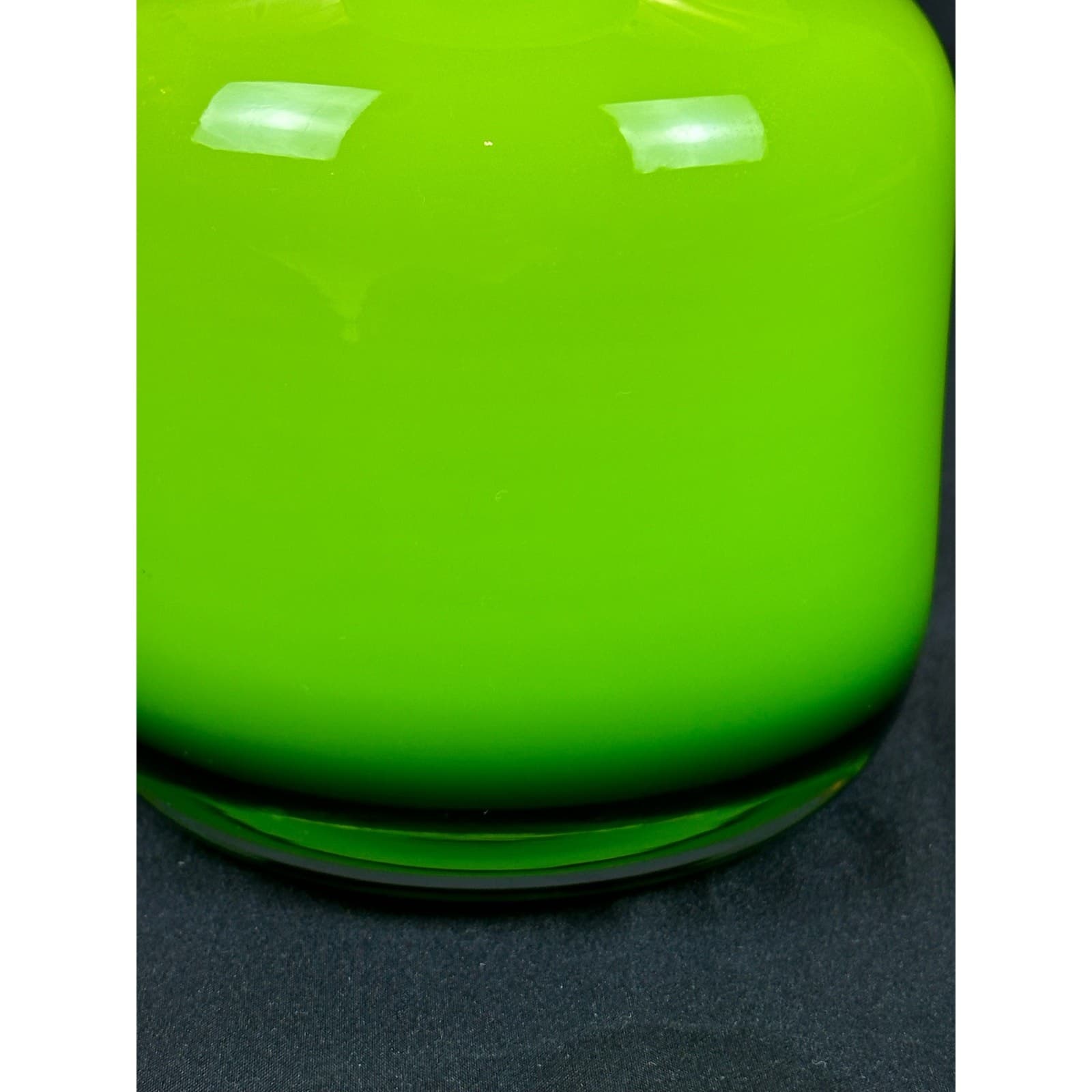 LSA Blown Art Glass Lime Green & White Vase Poland 8 1/2" - Thumbnail 3