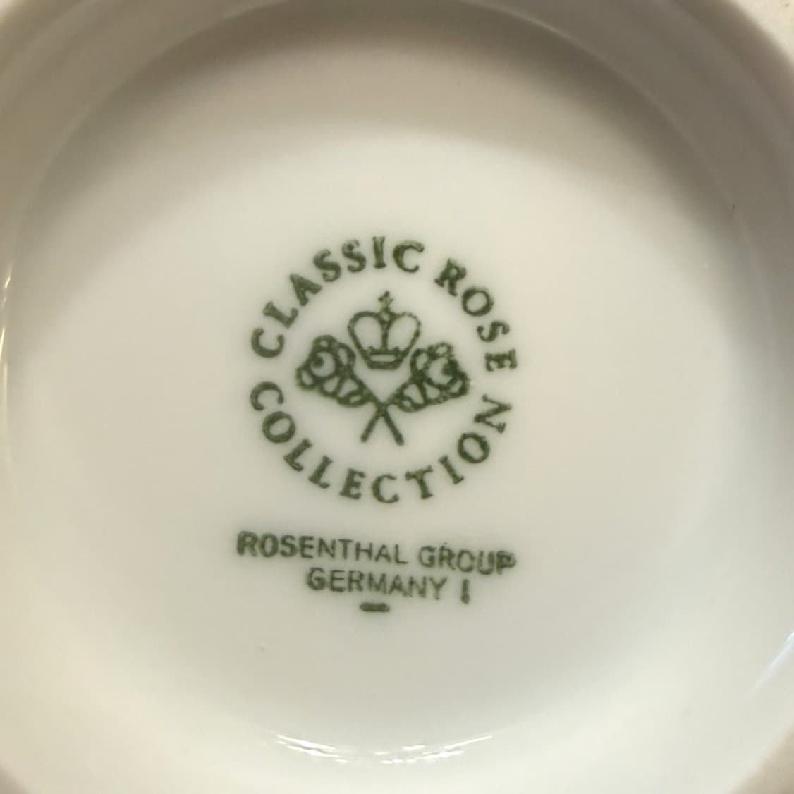 96-PC Rosenthal Continental Classic Rose 2554-61 China Set Service for 12 - Thumbnail 17