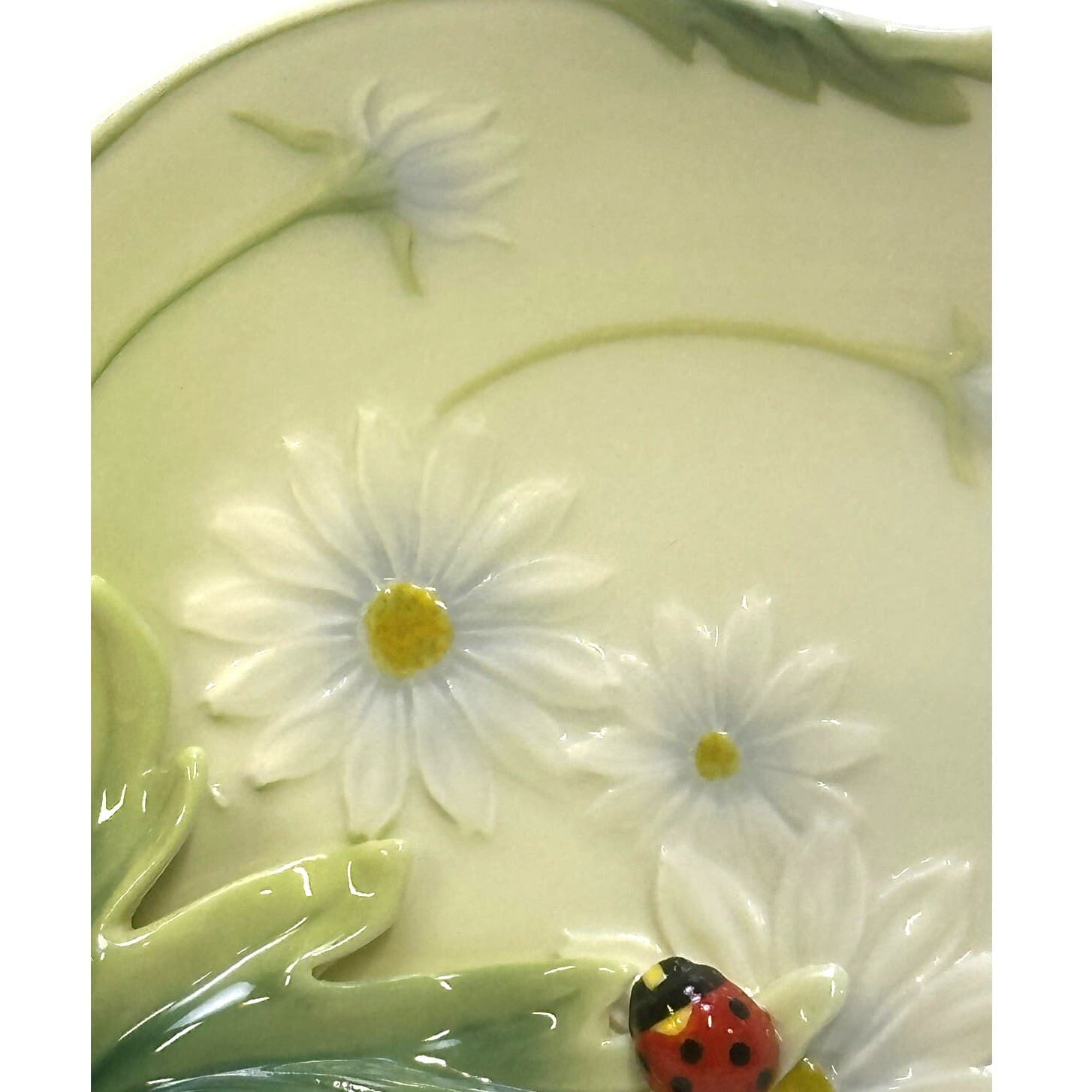 Franz Porcelain Ladybug Design Sculptured Porcelain FZ00594 Dessert Plate Tray - Thumbnail 8