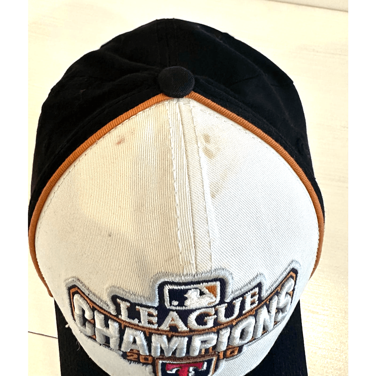 Texas Rangers World Series 2010 League Champions Fitted New Era Cap-New w/Tags! - Thumbnail 2