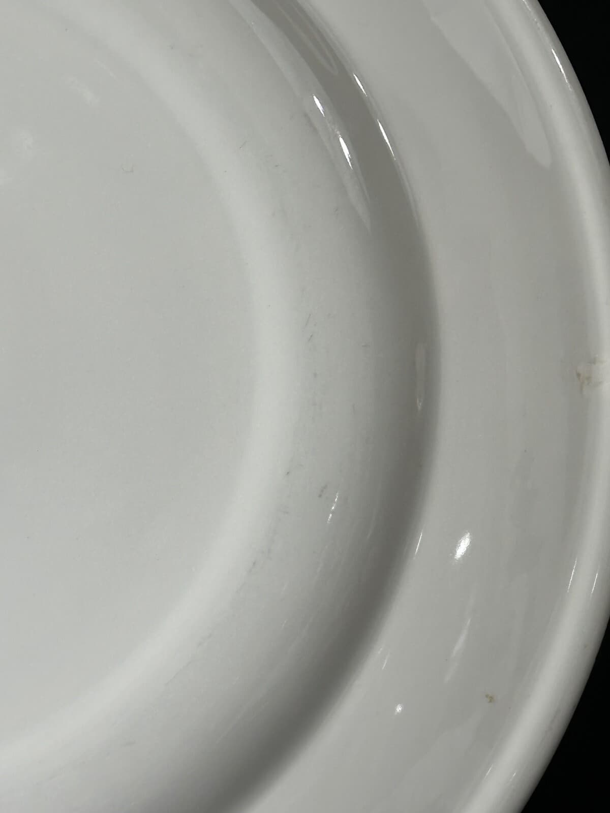 Dudson Duraline Finest Vitrified Stoke on Trent 12.75" Dinner Plate/Charger - Thumbnail 9