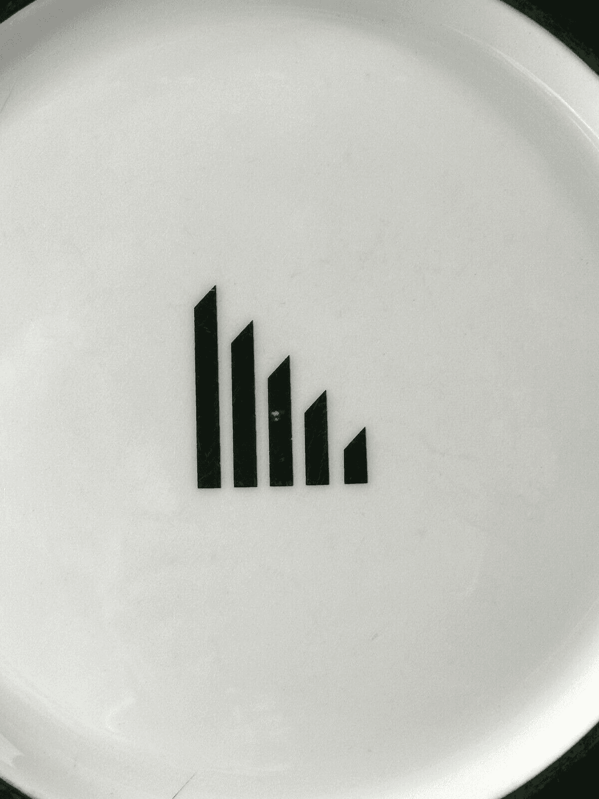 Dudson Duraline Finest Vitrified Stoke on Trent 12.75" Dinner Plate/Charger - Thumbnail 7
