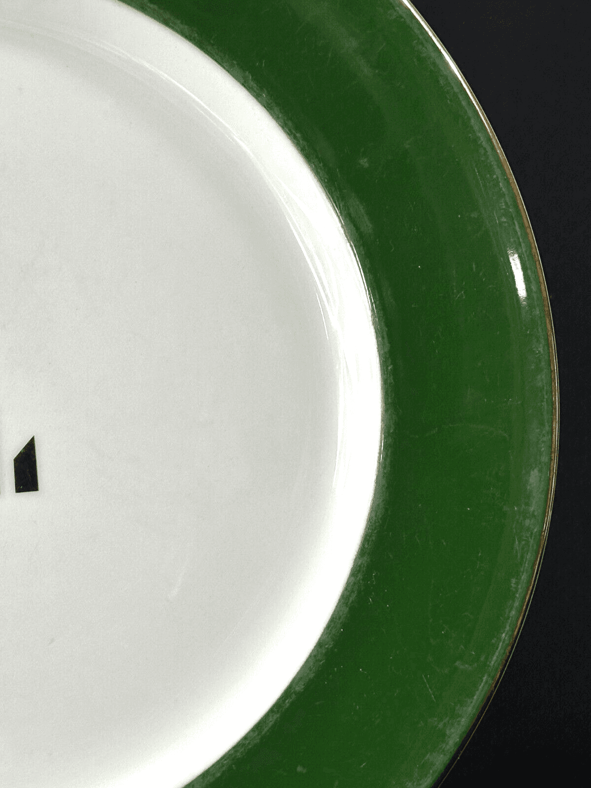 Dudson Duraline Finest Vitrified Stoke on Trent 12.75" Dinner Plate/Charger - Thumbnail 4
