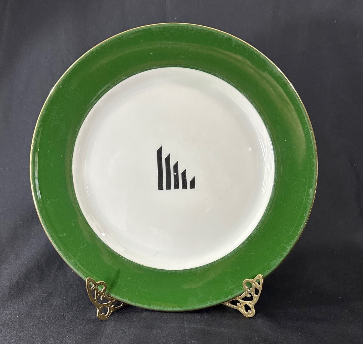 Dudson Duraline Finest Vitrified Stoke on Trent 12.75" Dinner Plate/Charger