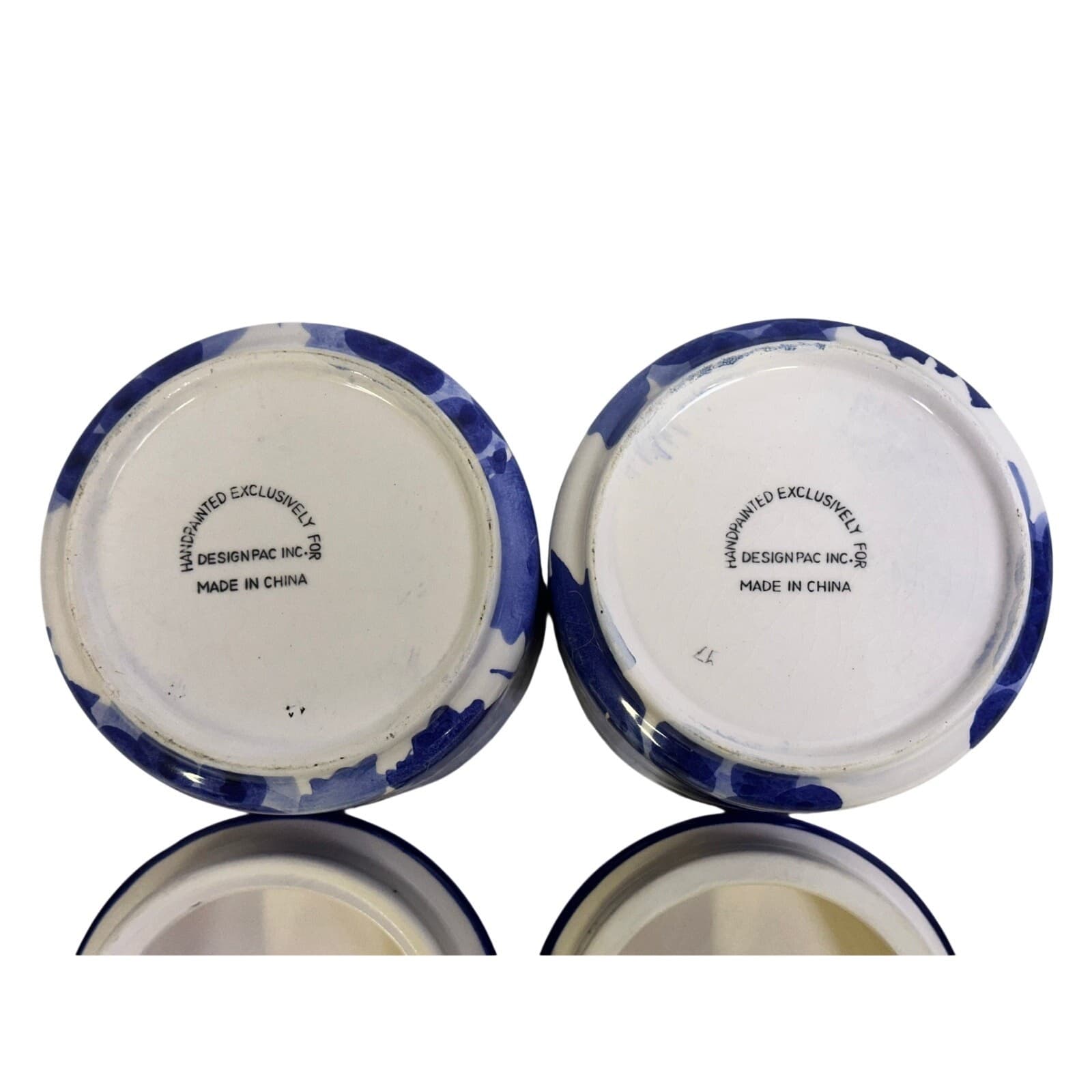 Designpac Vintage Blue/White Handpainted Grapevine Design Canisters w/Lid-Set 2 - Thumbnail 6