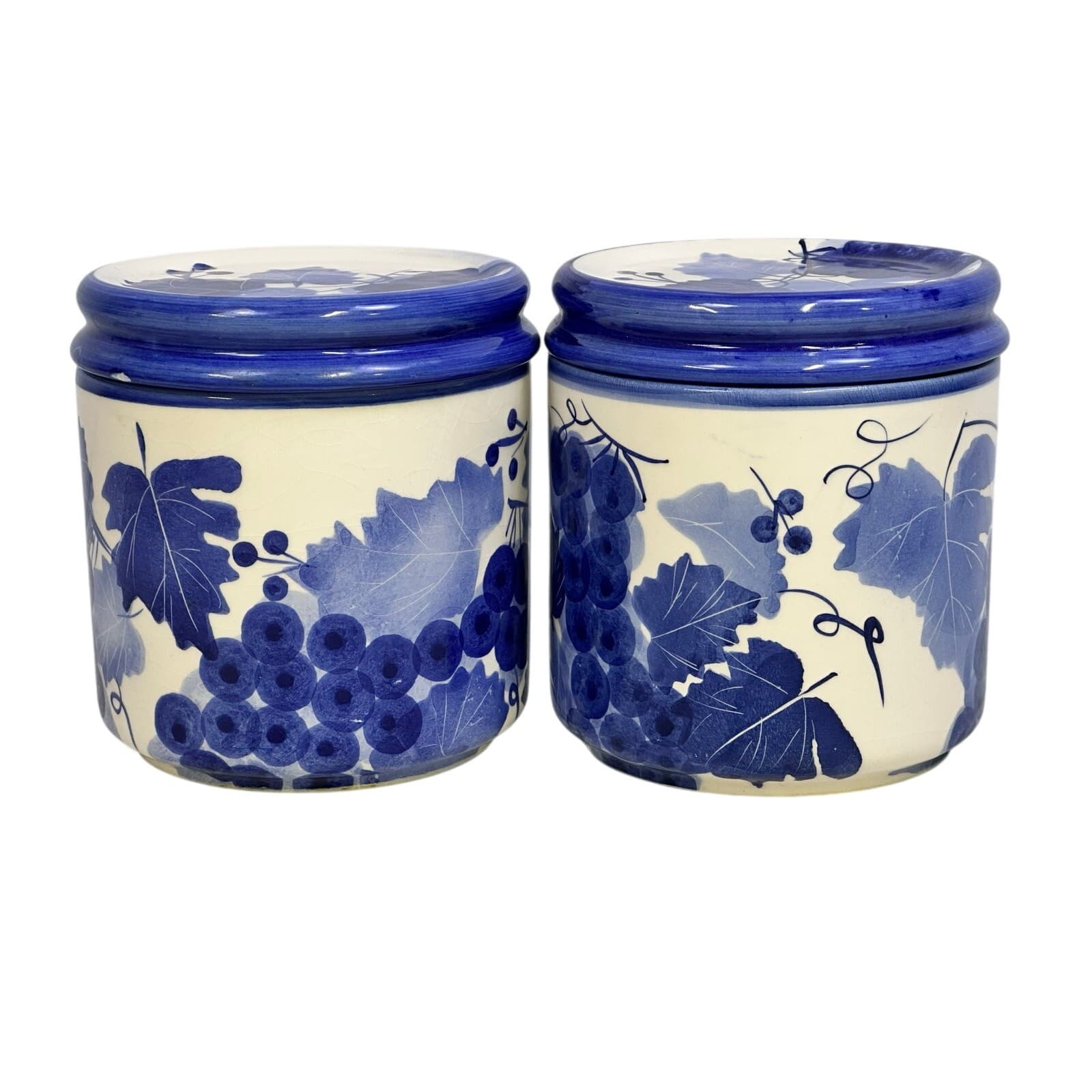 Designpac Vintage Blue/White Handpainted Grapevine Design Canisters w/Lid-Set 2 - Thumbnail 2