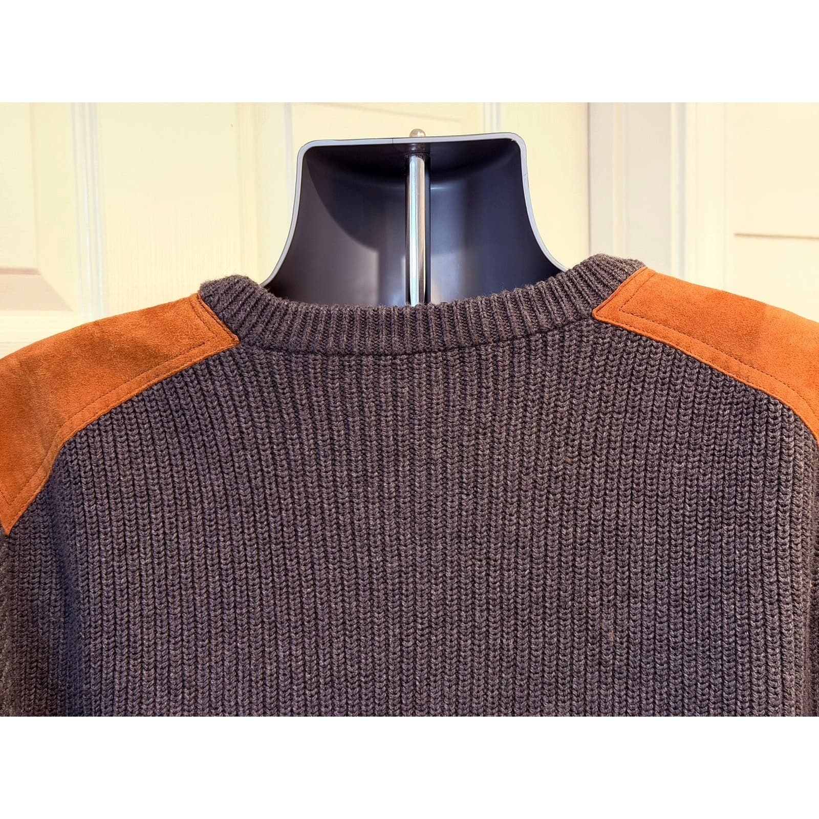 J.Crew Woodsman Sweater Mens XL Charcoal Cotton Suede Shoulder Patch Crewneck - Thumbnail 4