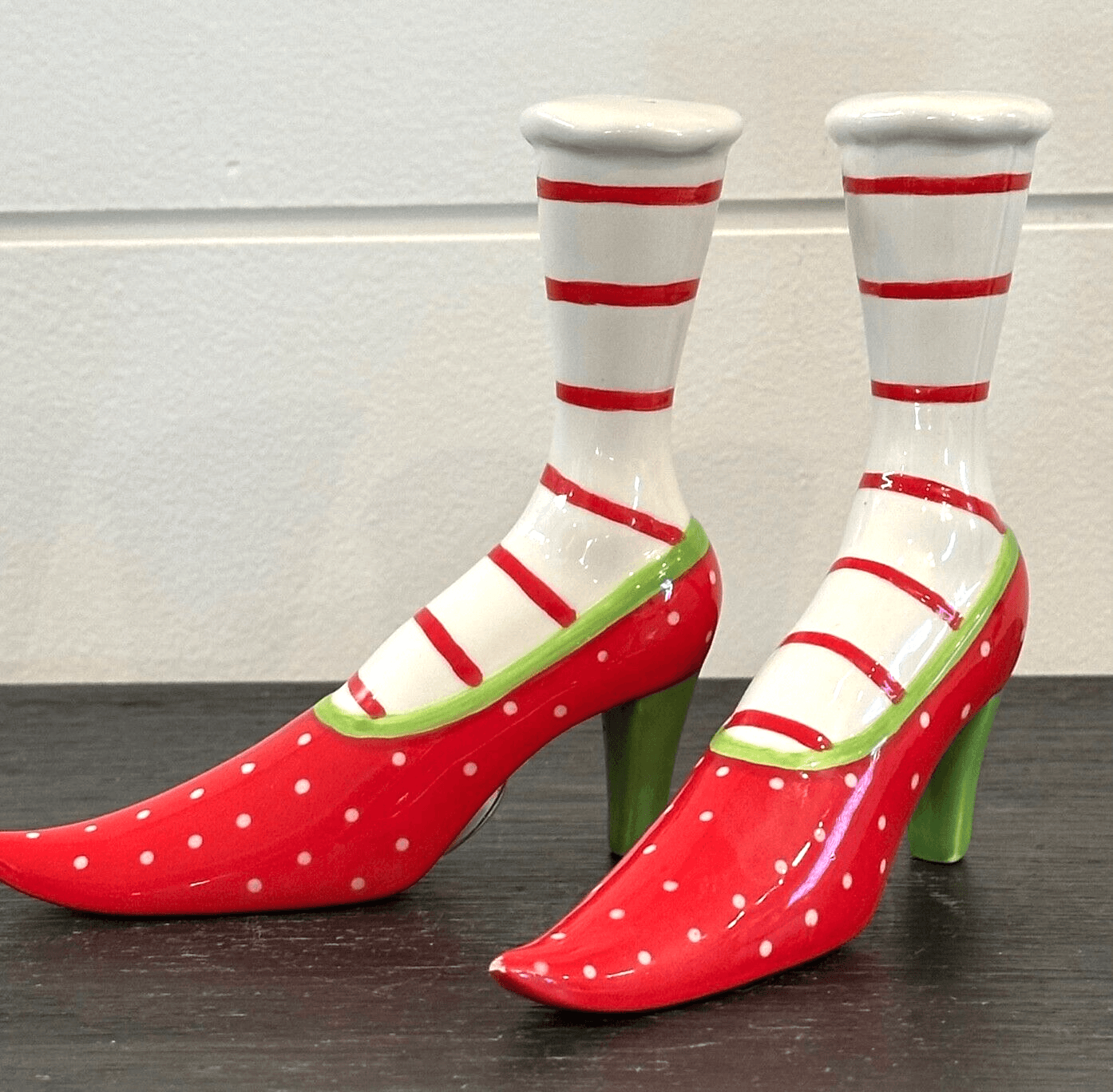 Salt and Pepper Shakers Dept 56 Kringle Elf Shoes - Thumbnail 2