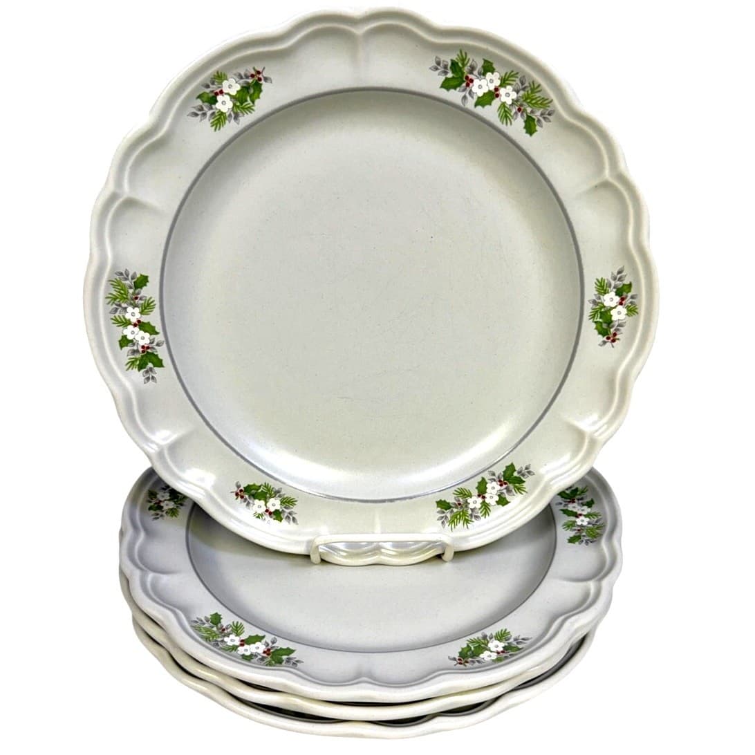 Pfaltzgraff Retired 1984-1993 'Christmas Heirloom' 10.5" Dinner Plates-Set of 4 - Thumbnail 2