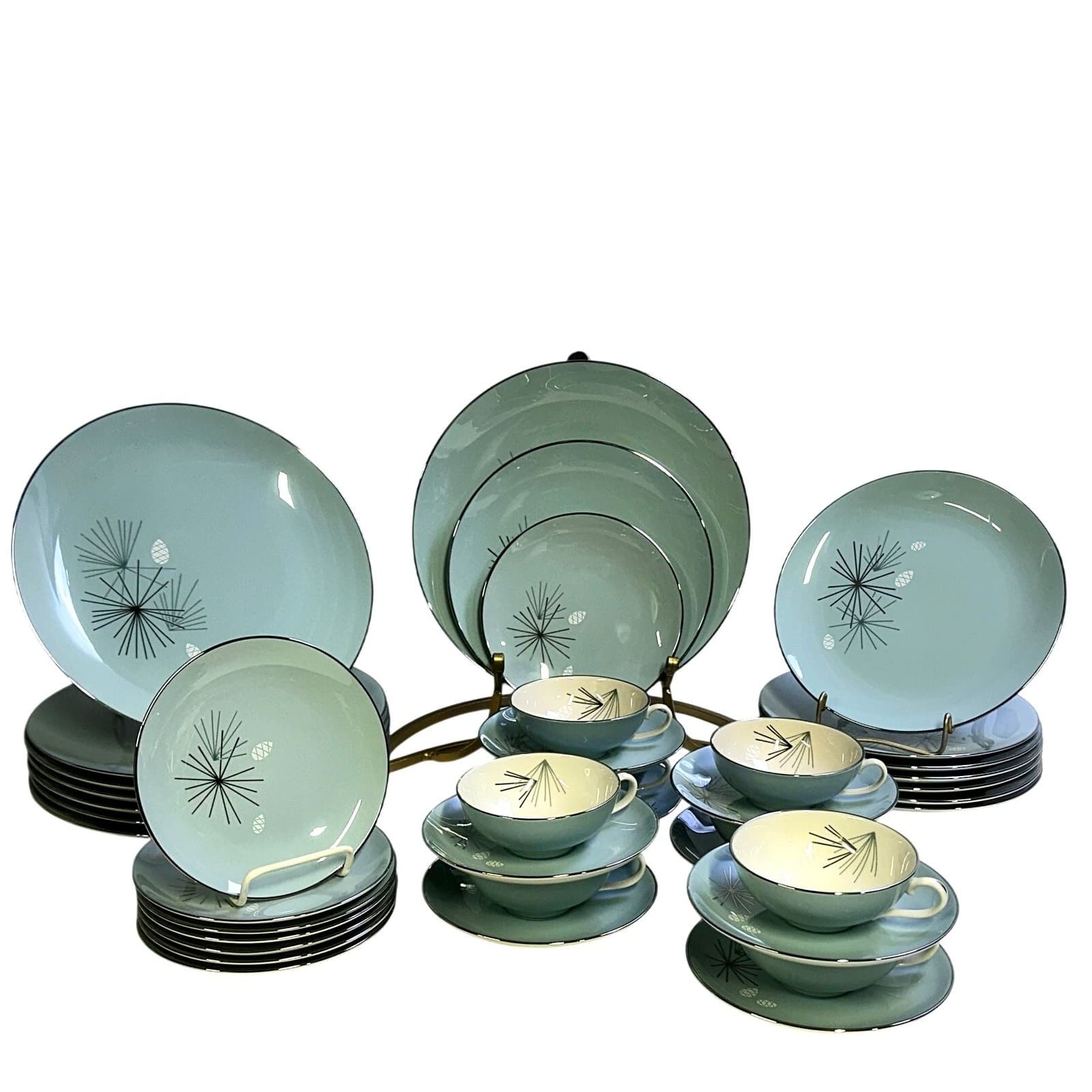 Franciscan Masterpiece Extremely Rare 'Silver Pine' 8-Five PC Place Settings