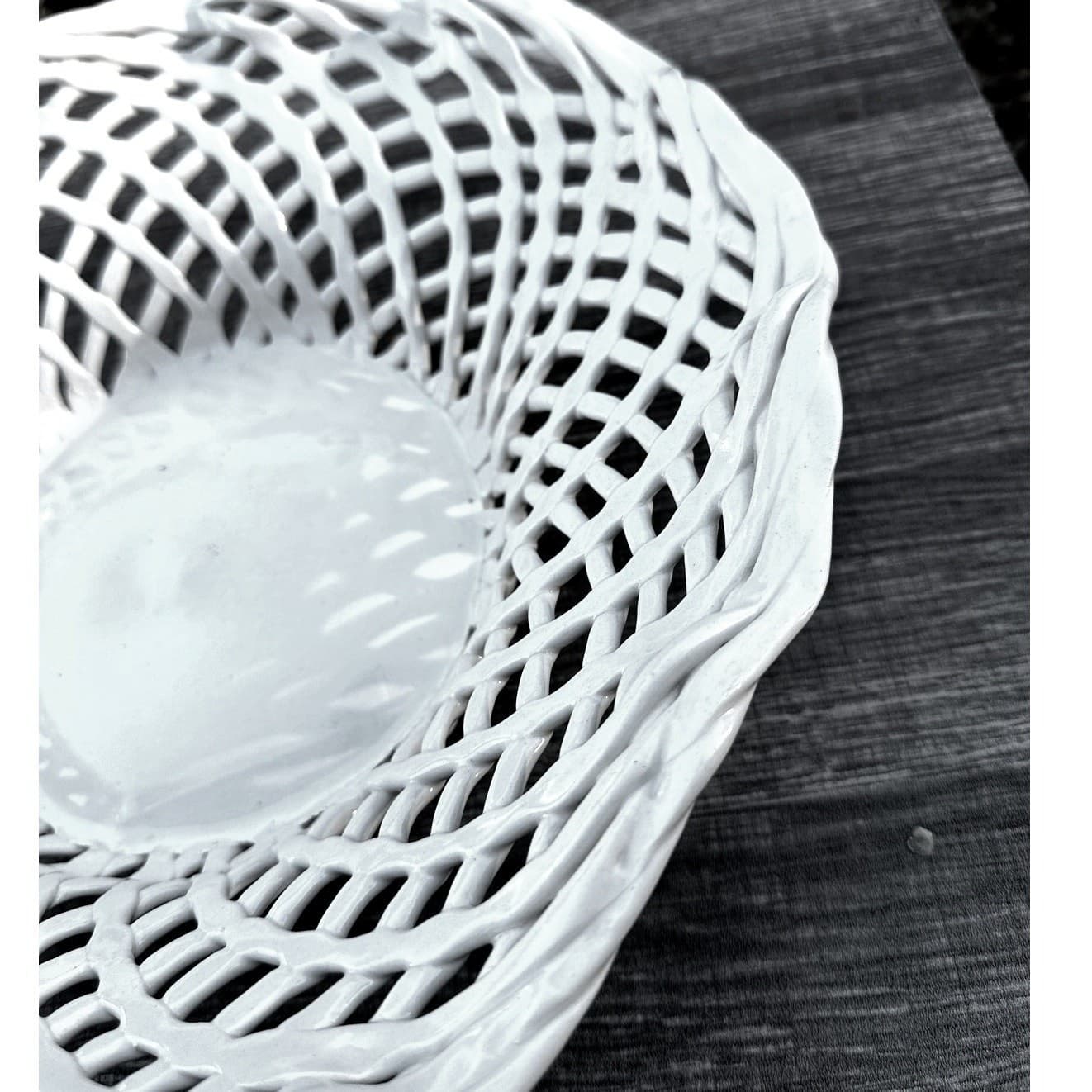 Ceramic Woven White Lattice Ruffle Top Large 13" Centerpiece Fruit Bowl/Basket - Thumbnail 6