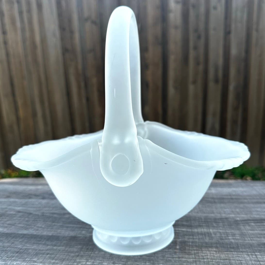 Indiana Glass Large 11" Vintage Tiara Satin Frosted Glass Basket 'MD' Stamp - Thumbnail 3