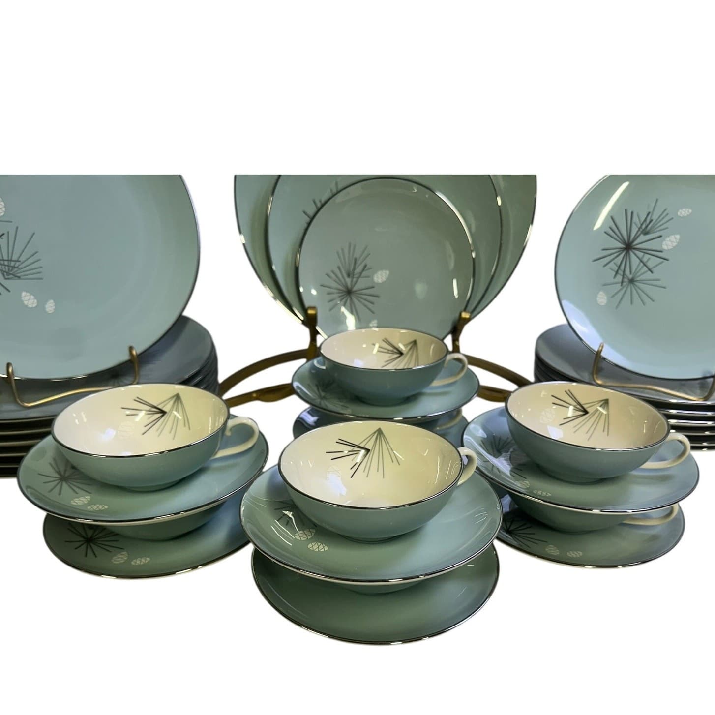 Franciscan Masterpiece Extremely Rare 'Silver Pine' 8-Five PC Place Settings - Thumbnail 6