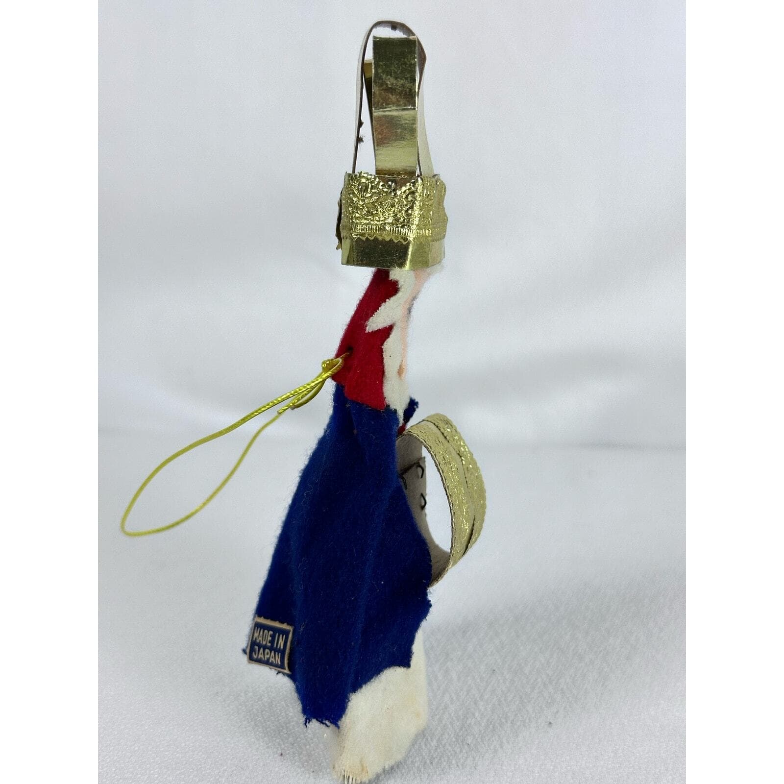 Nativity Wiseman Vintage Mid-Century Japan Felt & Gold Foil Cardboard Ornament - Thumbnail 4