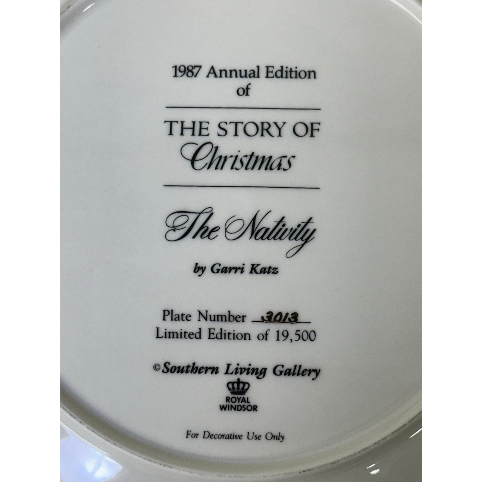 Southern Living Gallery 1987 Story of Christmas Plate 'The Nativity' - Thumbnail 5
