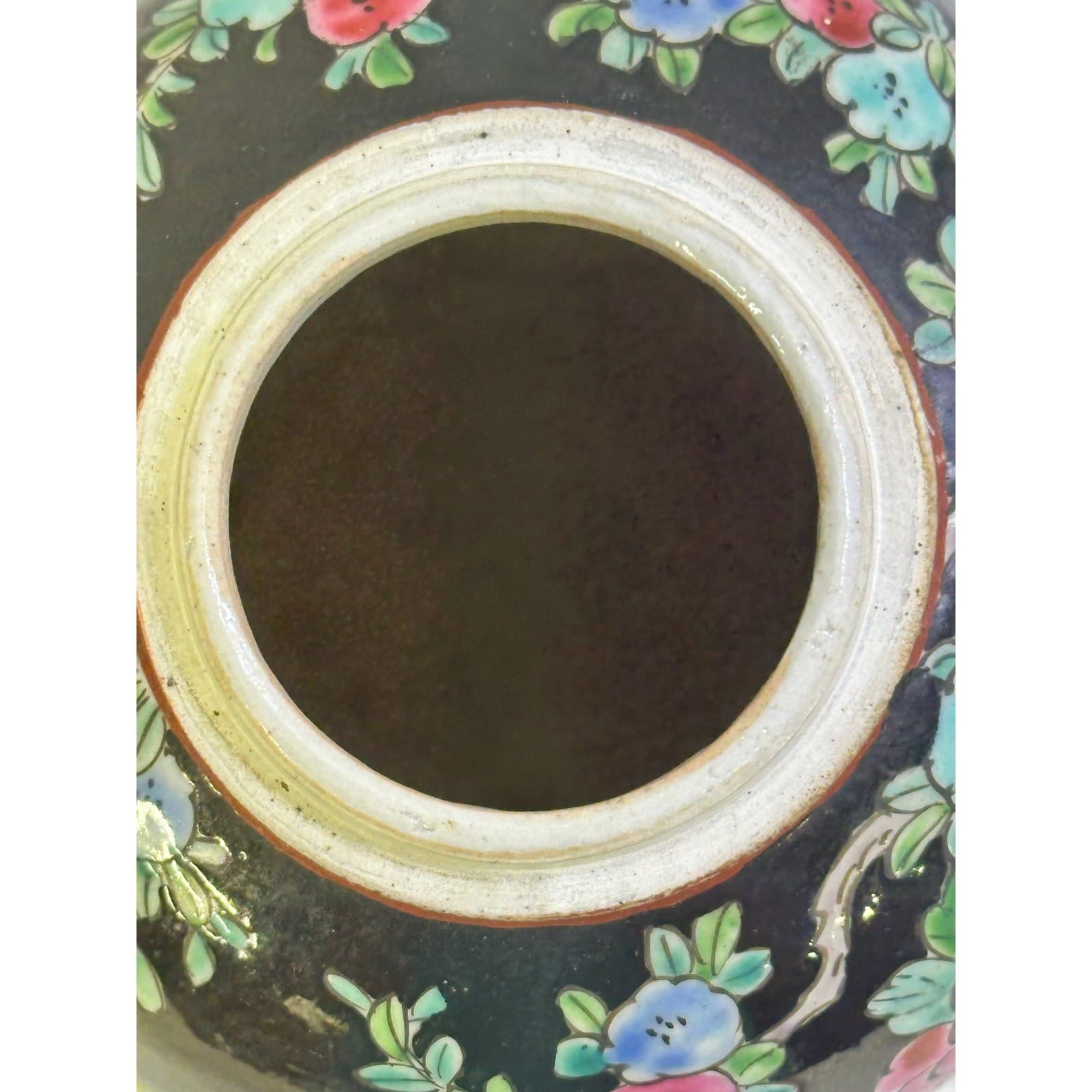 Japan MidCentury Vintage Porcelain Famille Noire Style Floral Peacock Ginger Jar - Thumbnail 6