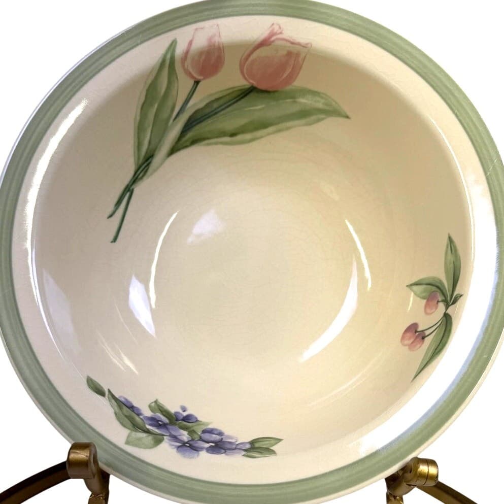 Pfaltzgraff Retired 1991-1999 'Garden Party' 9" Round Tulip Serving Bowl